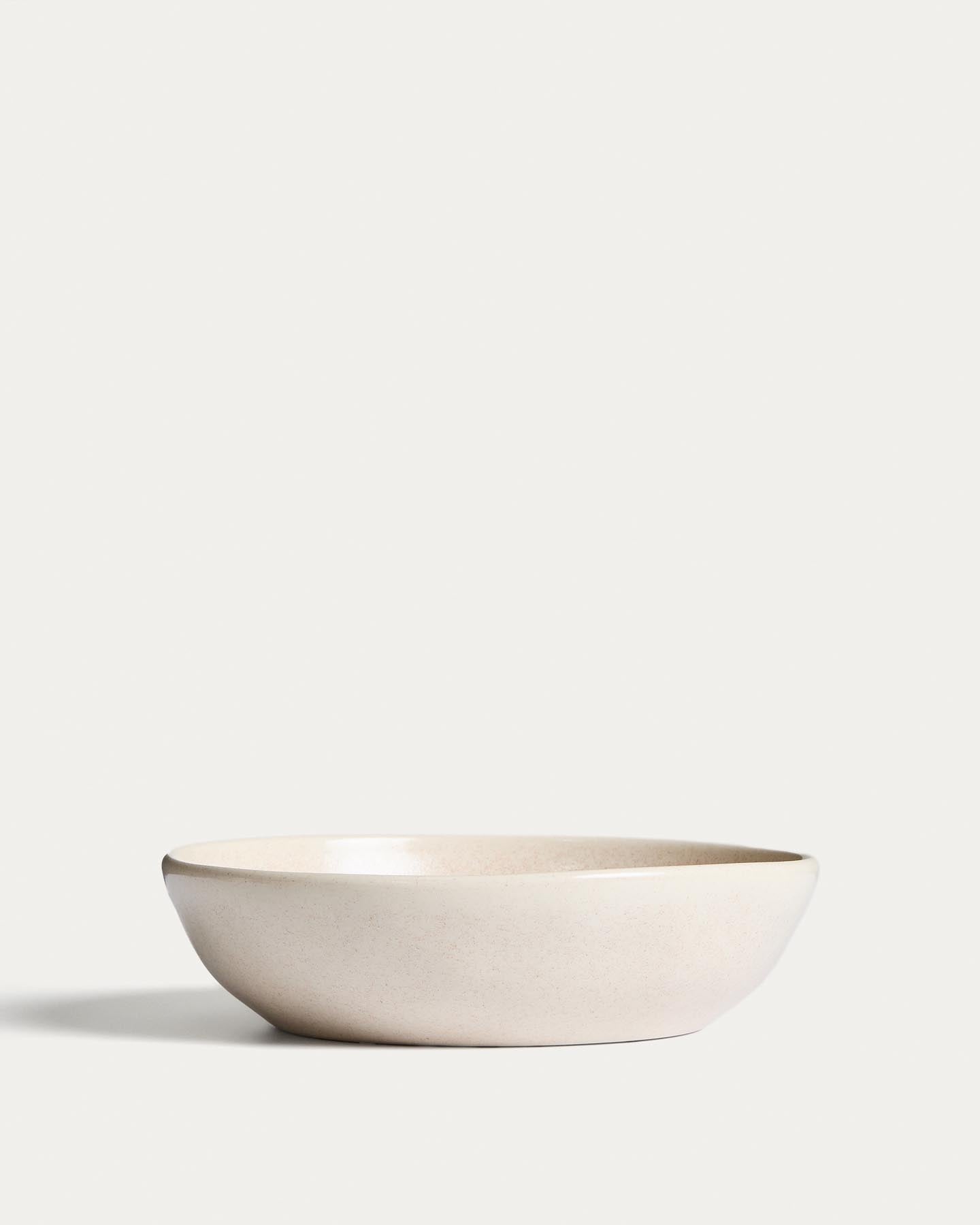 Tiefer Teller Sermin aus Keramik in Beige in Beige präsentiert im Onlineshop von KAQTU Design AG. Teller ist von Kave Home