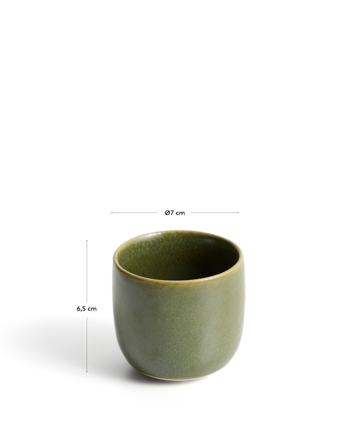 Tasse Uilo aus Keramik in Grün in Grün präsentiert im Onlineshop von KAQTU Design AG. Tasse ist von Kave Home