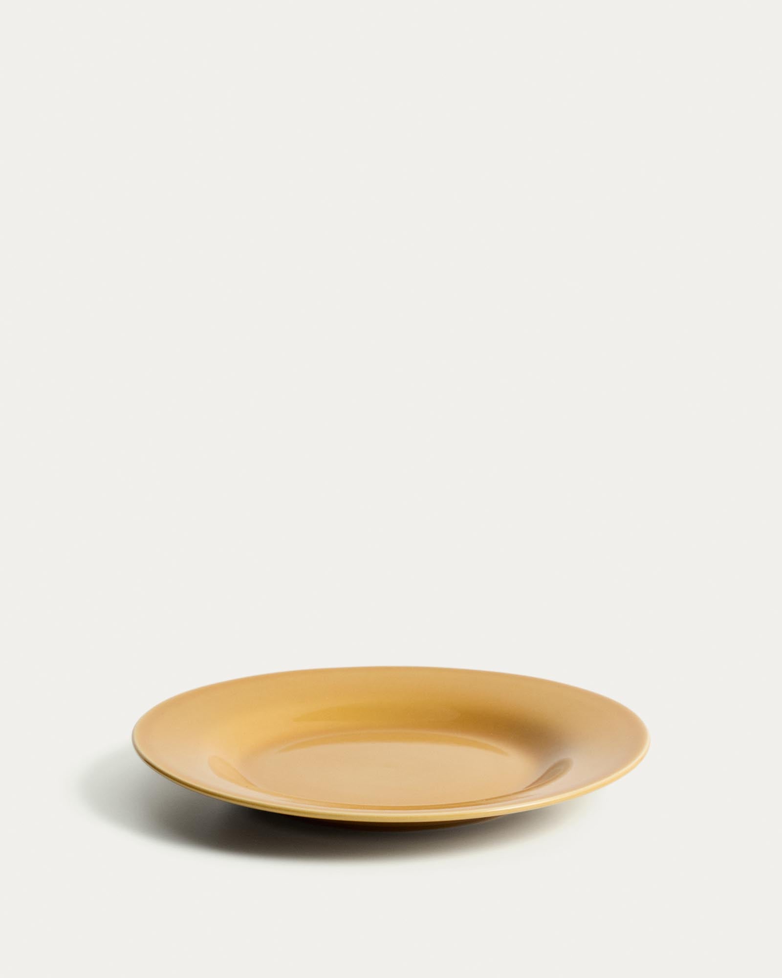 Dessertteller Selune aus Keramik in Gelb in Gelb präsentiert im Onlineshop von KAQTU Design AG. Dessertteller ist von Kave Home