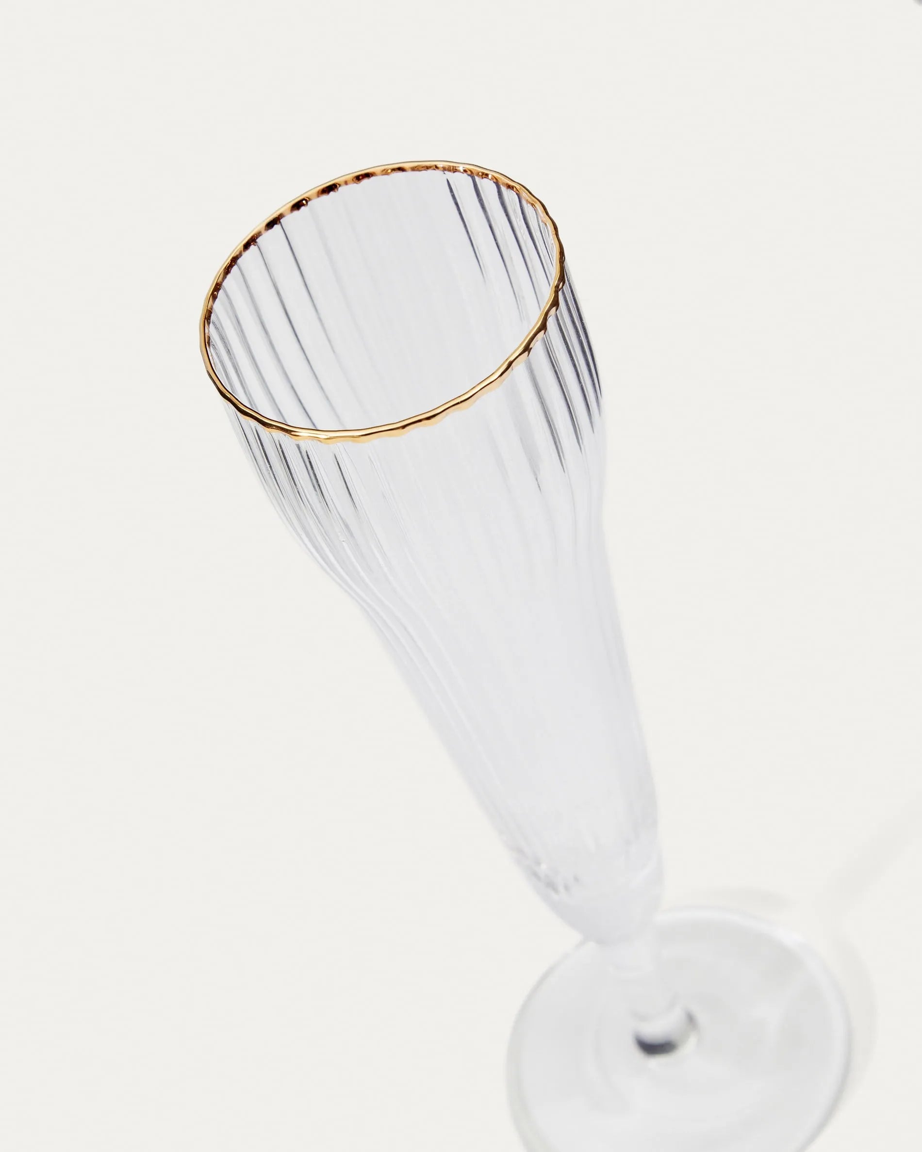 Elegantes Sektglas aus Klarglas mit goldfarbenem Rand, 19 cl, ideal für festliche Anlässe und stilvolle Präsentationen.