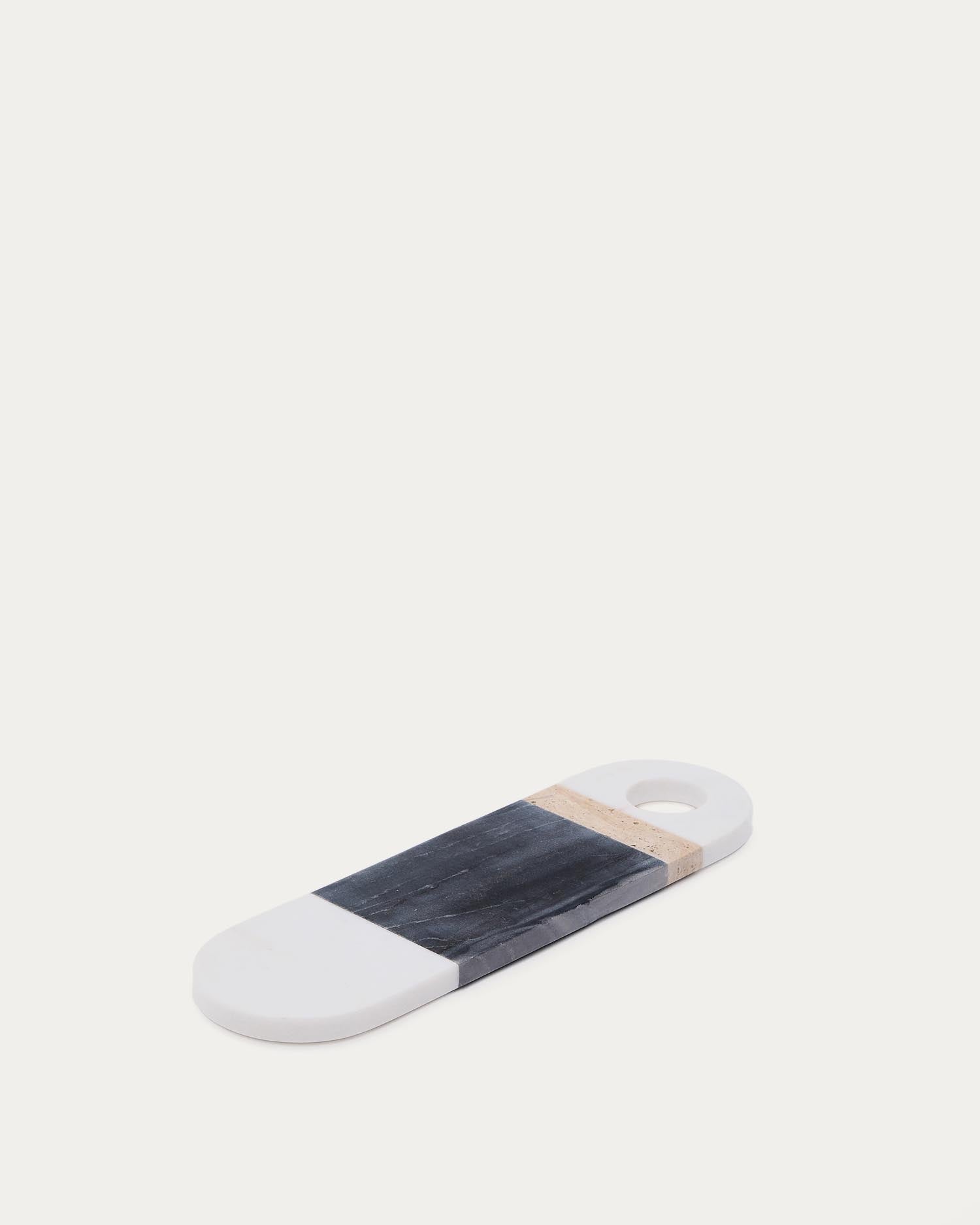 Kleines Servierbrett Nivol aus weissem und schwarzem Marmor und Travertin in Schwarz, Weiss, Hellbraun präsentiert im Onlineshop von KAQTU Design AG. Schneidbrett ist von Kave Home
