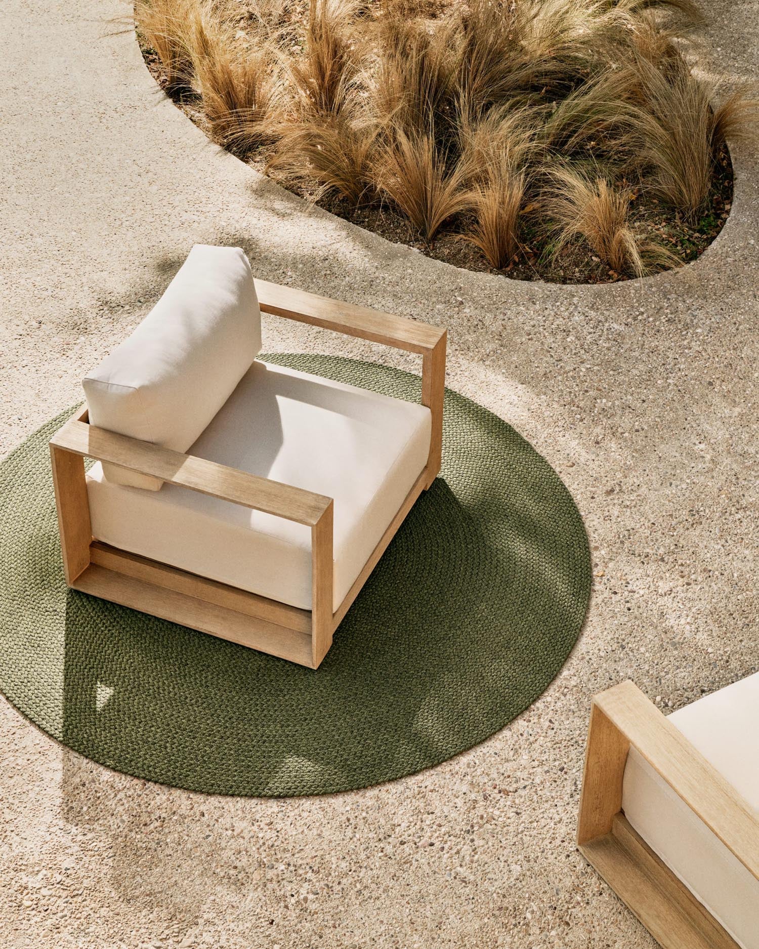 Fauteuil en bois d'acacia solide avec finition légère FSC 100%