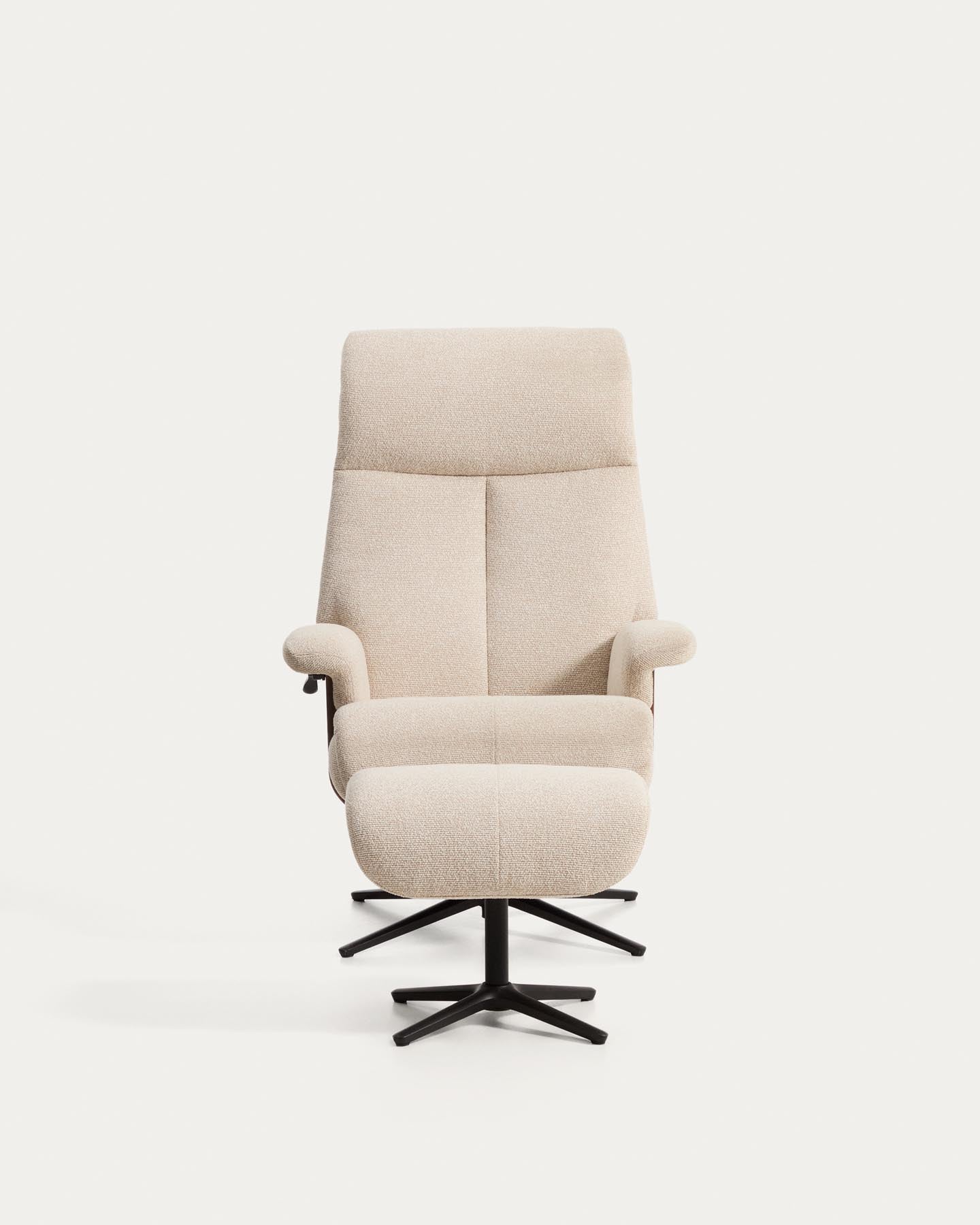 Verstellbarer Drehsessel Toriel mit Fussablage in beigem Microbouclé und mit Beinen aus Aluminium mit schwarzem Finish, FSC Mix Credit in Beige präsentiert im Onlineshop von KAQTU Design AG. Drehsessel ist von Kave Home