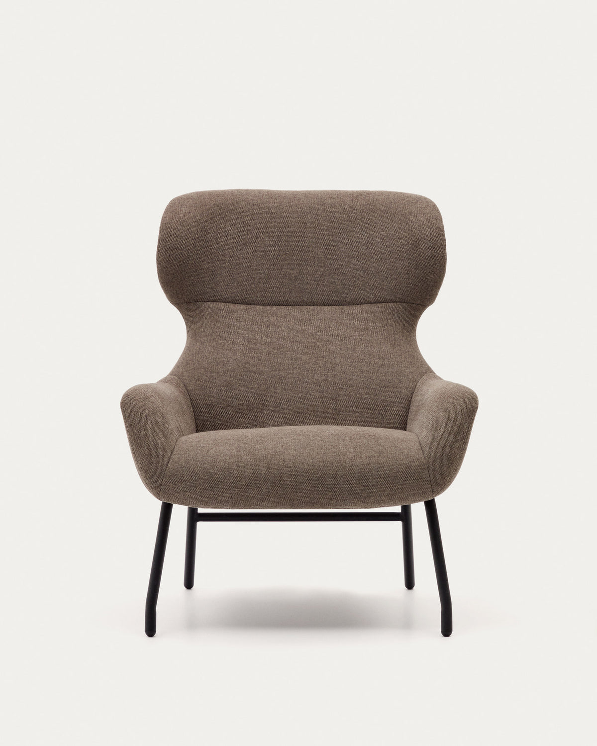 Belina  Sessel mit Chenille in Hellbraun und Stahl mit schwarzem Finish FSC 100% in Braun, Schwarz präsentiert im Onlineshop von KAQTU Design AG. Sessel ist von Kave Home