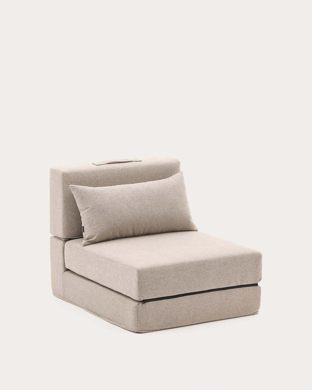 Pouf Schlafsofa Arty beige 70 x 89 (200) cm in Beige präsentiert im Onlineshop von KAQTU Design AG. Bettsessel ist von Kave Home
