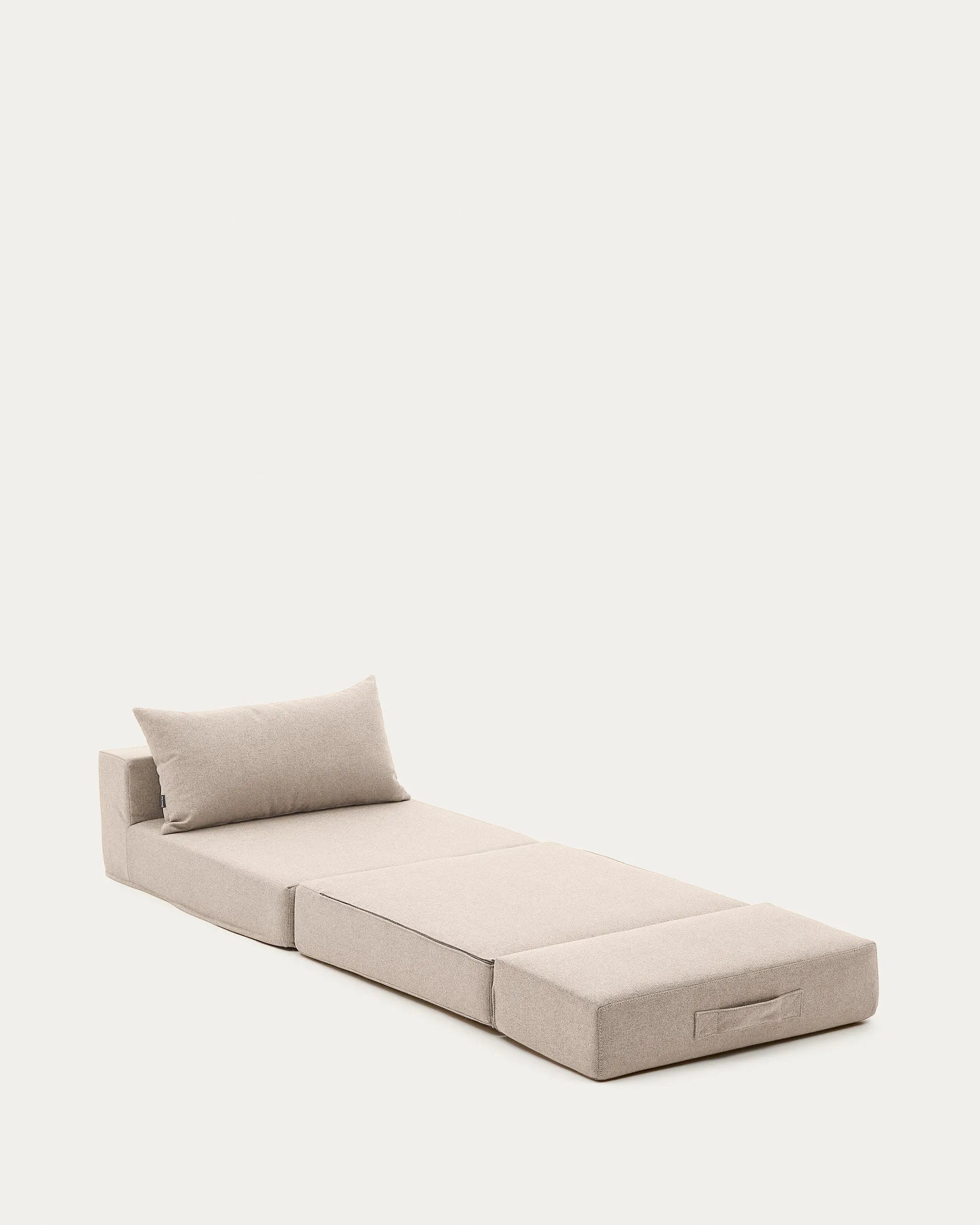 Eleganter Pouf in Beige: Verwandelt sich mühelos von Sitzmöbel zu Bett. Ideal für kleine Räume und stilvolle Flexibilität.