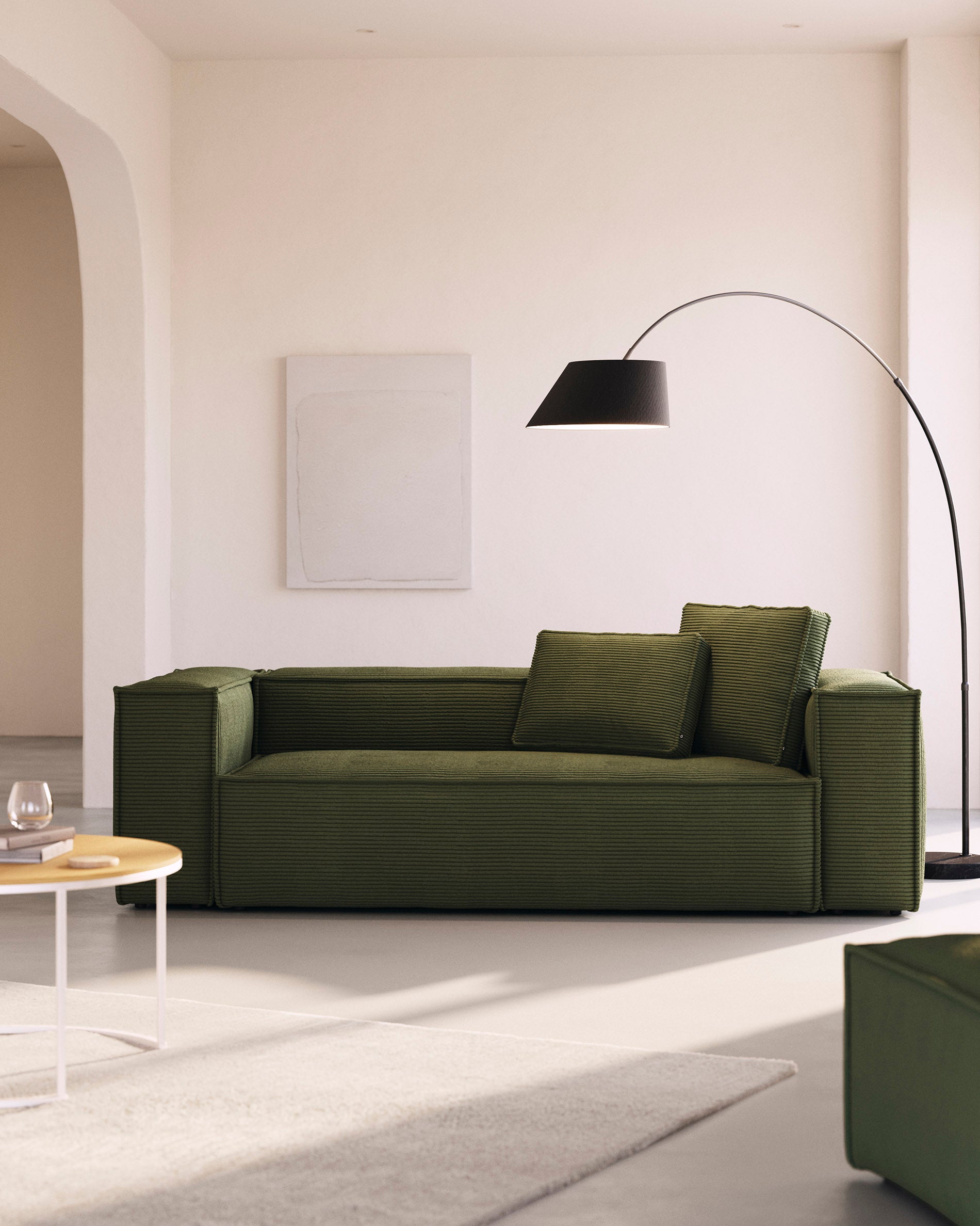 3-Sitzer-Sofa Blok, schwer entflammbar mit dickem, grünen Cord, 240 cm, FSC Mix Credit in Grün präsentiert im Onlineshop von KAQTU Design AG. 3er Sofa ist von Kave Home