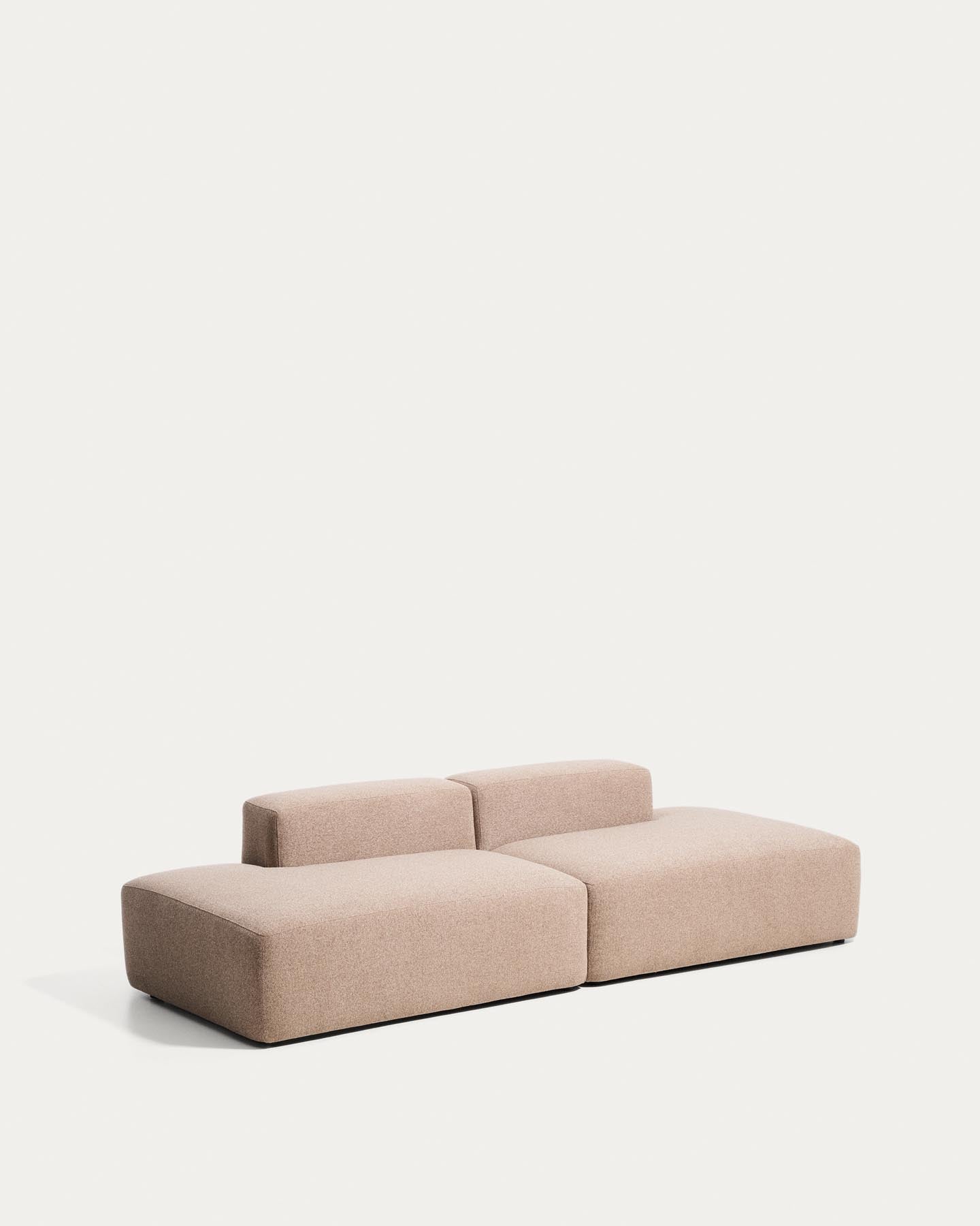 3-Sitzer-Sofa Blok in brauner Chenille, 290 cm, FSC Mix Credit in Taupe präsentiert im Onlineshop von KAQTU Design AG. 3er Sofa ist von Kave Home