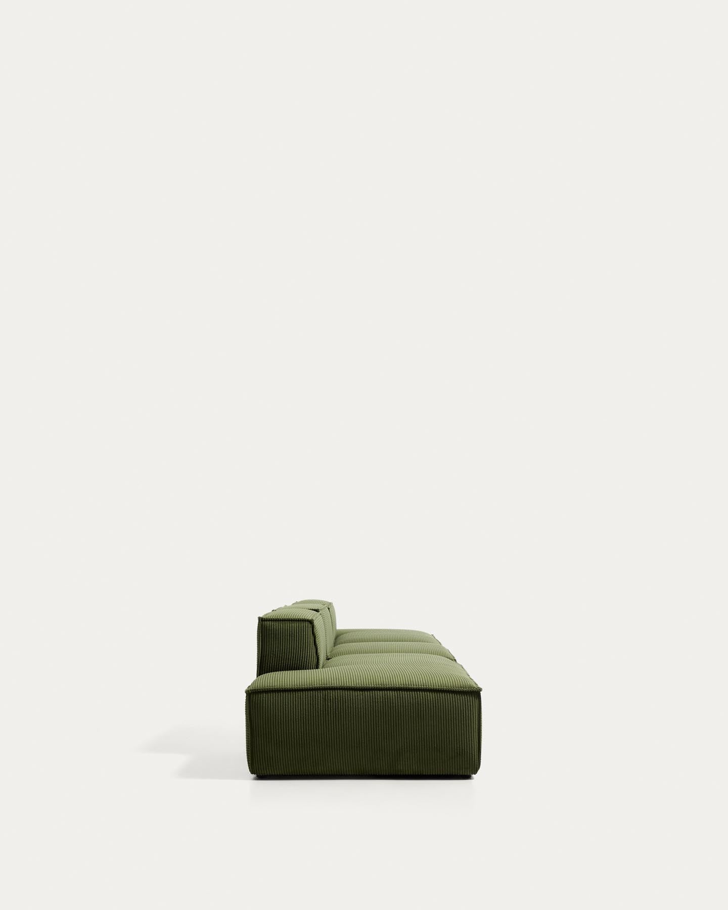4-Sitzer-Sofa Blok in grobem grünem Cord, 380 cm, FSC Mix Credit in Grün präsentiert im Onlineshop von KAQTU Design AG. 4er Sofa ist von Kave Home