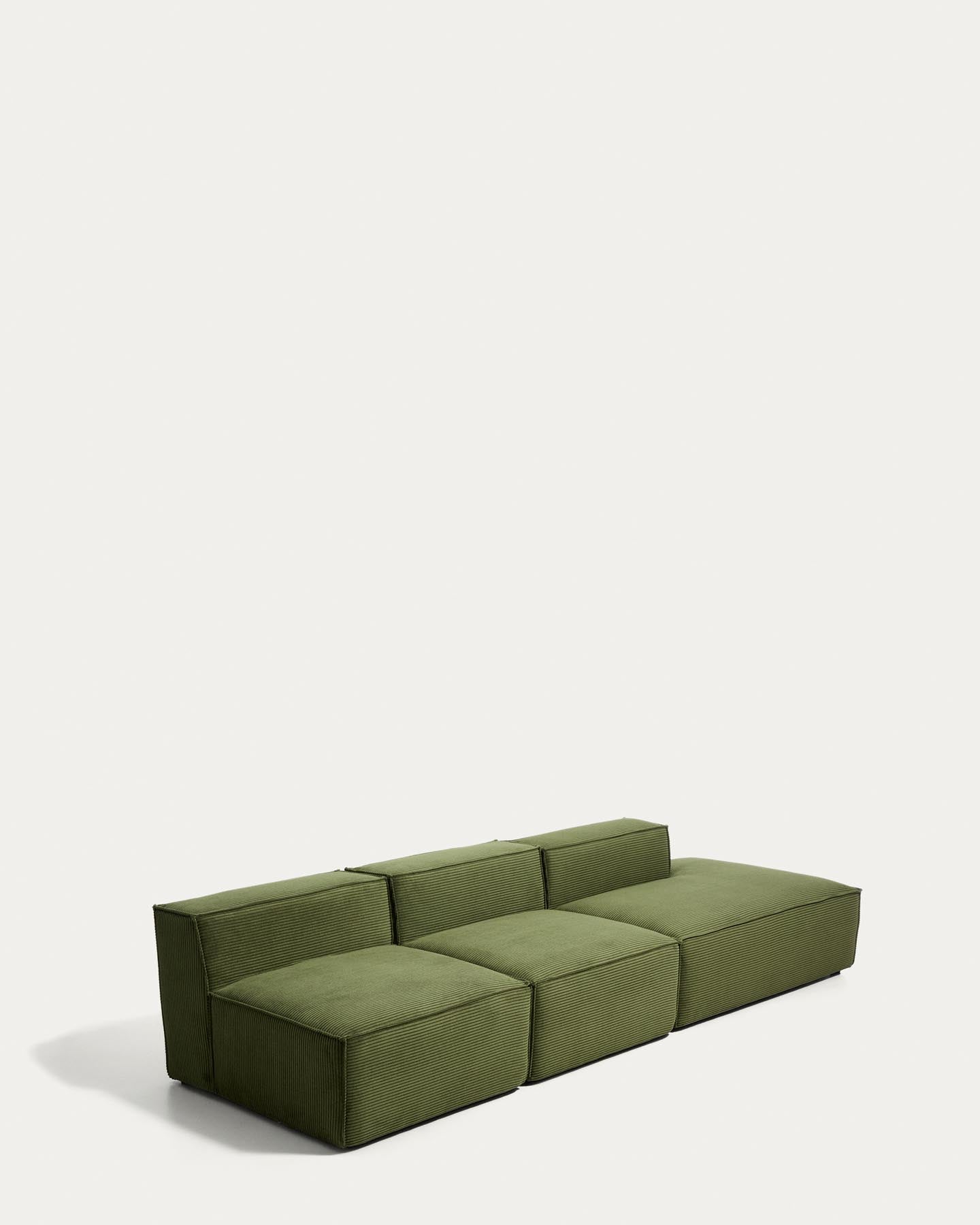 3-Sitzer-Sofa Blok mit Randmodul rechts in grobem grünem Cord, 325 cm, FSC Mix Credit in Grün präsentiert im Onlineshop von KAQTU Design AG. 3er Sofa ist von Kave Home