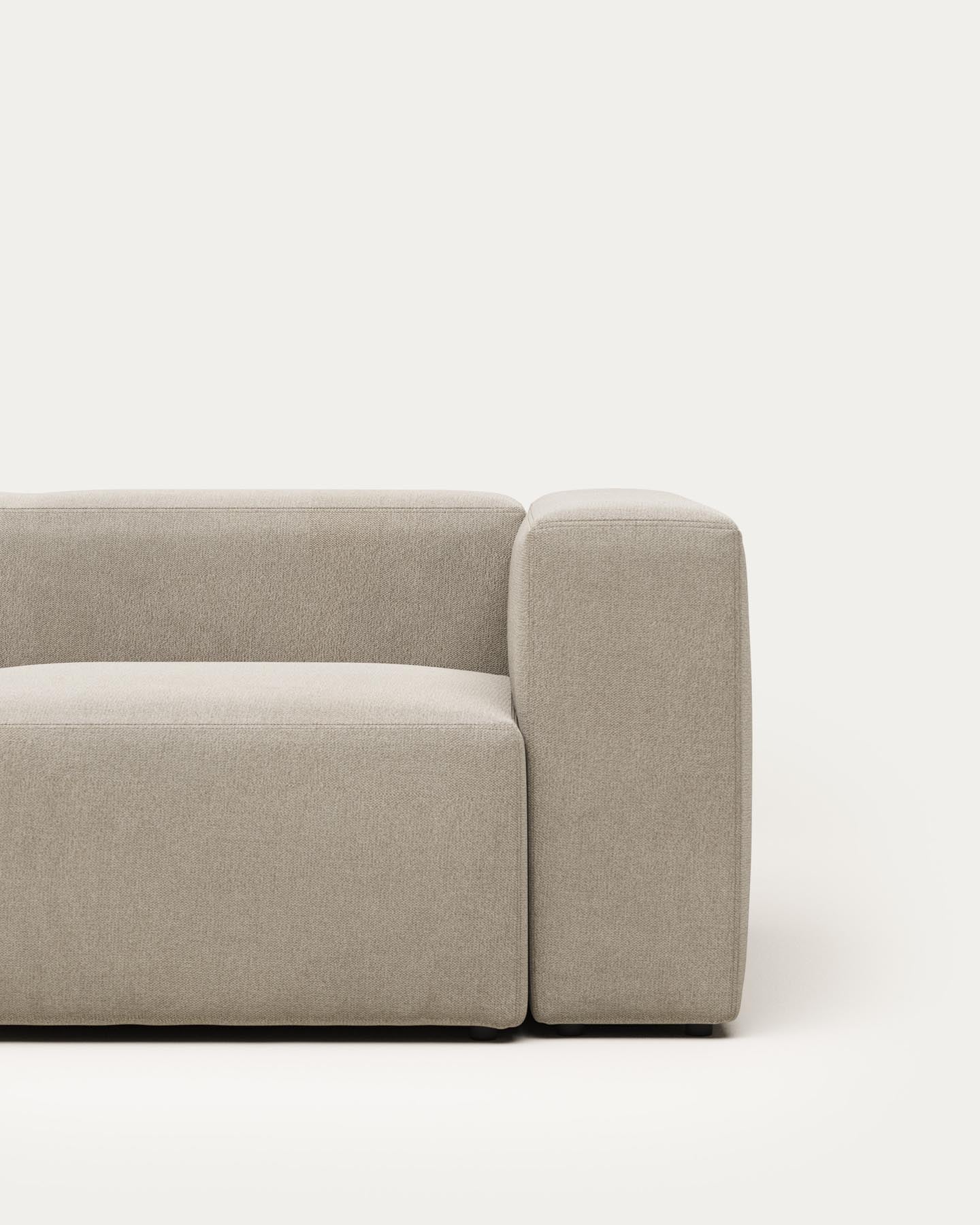 2-Sitzer-Sofa Blok, schwer entflammbar mit beiger Chenille, 210 cm in Beige präsentiert im Onlineshop von KAQTU Design AG. 2er Sofa ist von Kave Home