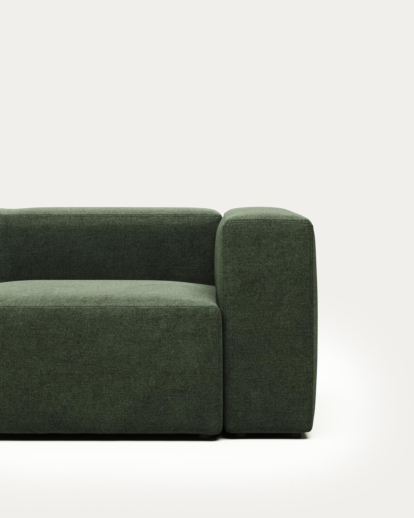 2-Sitzer-Sofa Blok, schwer entflammbar mit grüner Chenille, 210 cm in Grün präsentiert im Onlineshop von KAQTU Design AG. 2er Sofa ist von Kave Home
