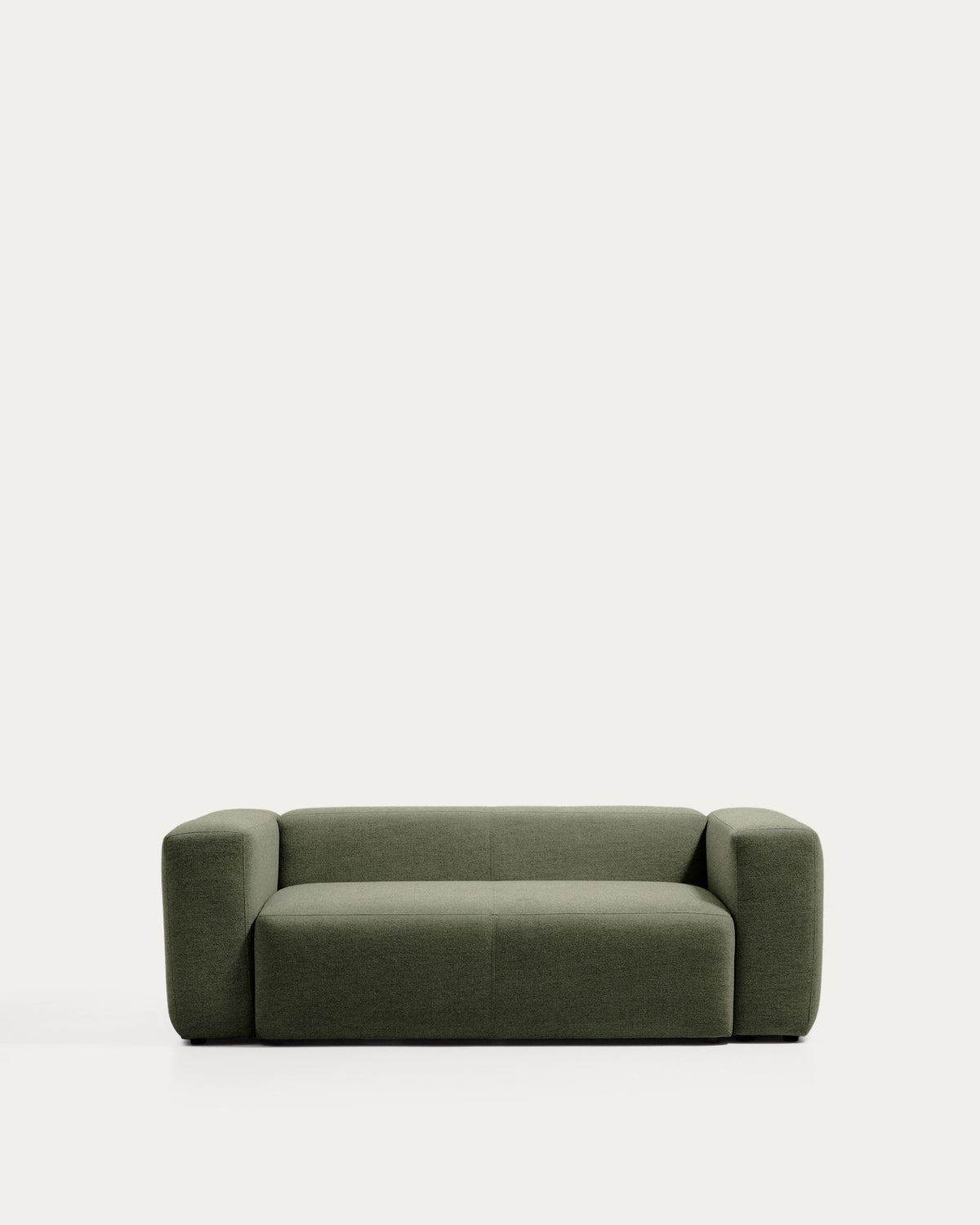 2-Sitzer-Sofa Blok in moosgrüner Chenille, 210 cm, FSC Mix Credit in Grün präsentiert im Onlineshop von KAQTU Design AG. 2er Sofa ist von Kave Home