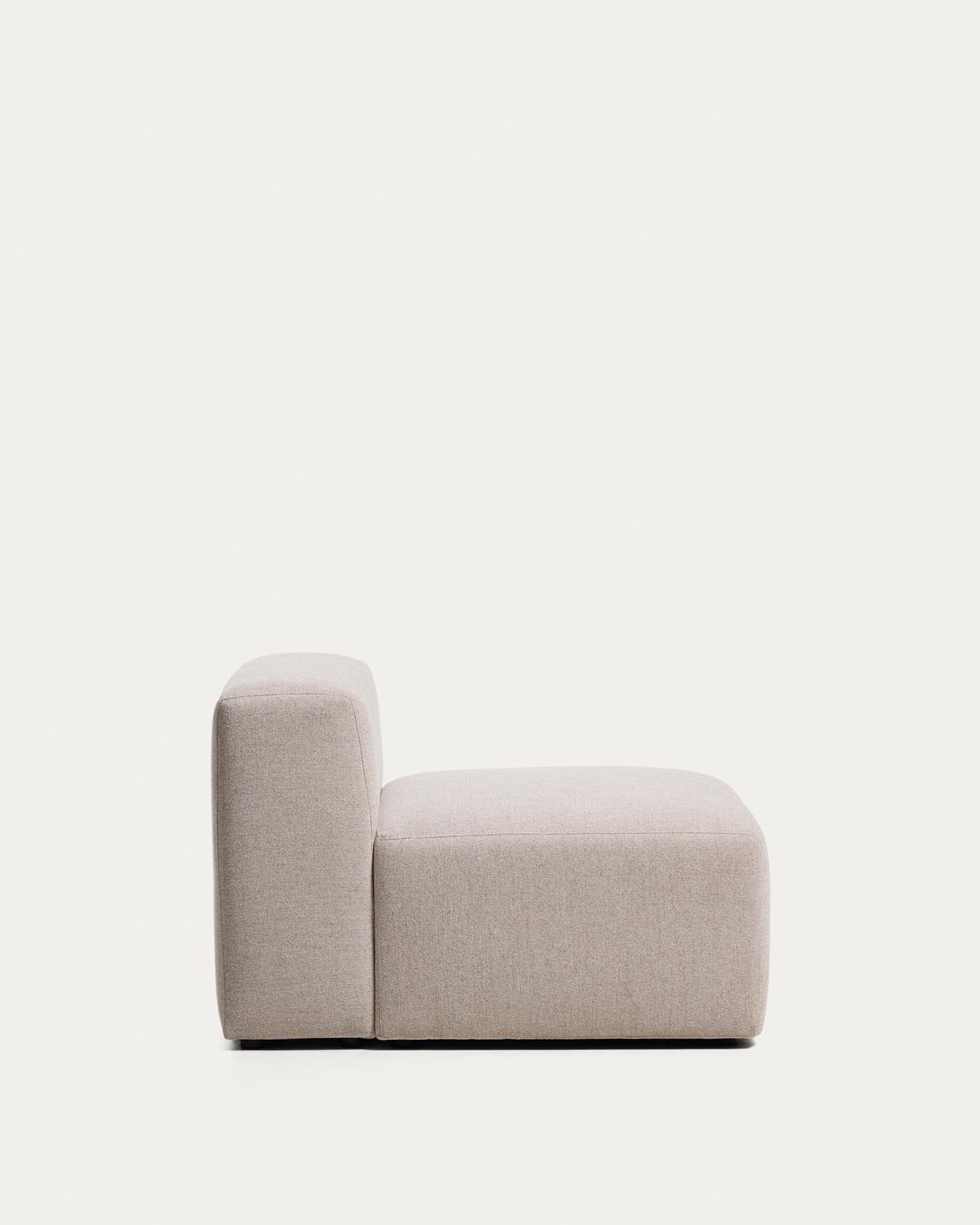 Sessel Blok in beiger Chenille, 90 cm, FSC Mix Credit in Beige präsentiert im Onlineshop von KAQTU Design AG. Pouf ist von Kave Home