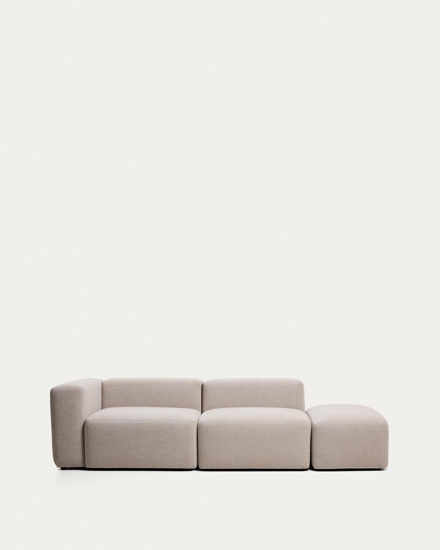 3-Sitzer-Sofa Blok mit Armlehne links und Pouf-Randmodul in beiger Chenille, 270 cm, FSC Mix Credit in Beige präsentiert im Onlineshop von KAQTU Design AG. 3er Sofa ist von Kave Home
