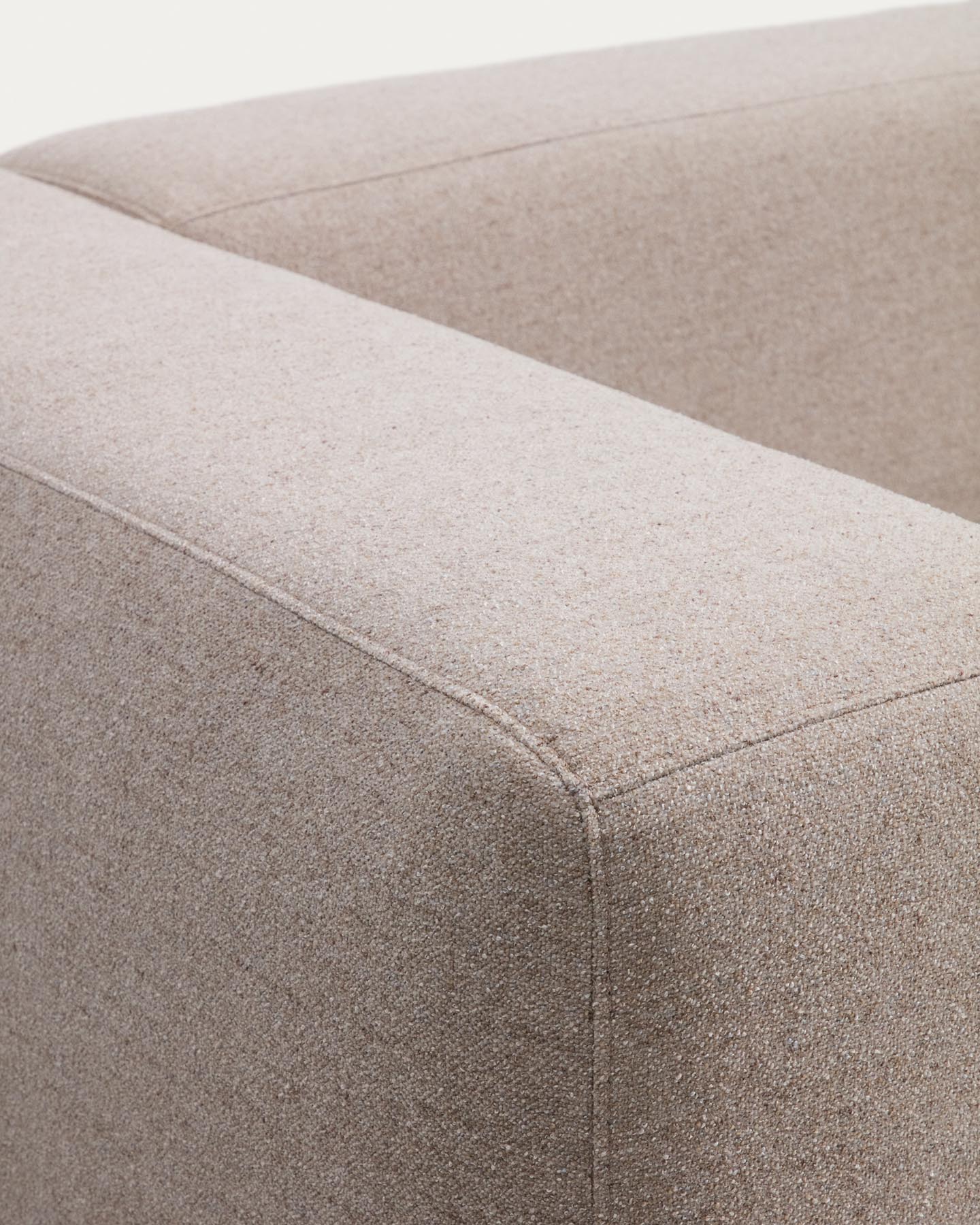 2-Sitzer-Sofa Blok mit Chaiselongue rechts in beiger Chenille, 240 cm, FSC Mix Credit in Beige präsentiert im Onlineshop von KAQTU Design AG. L-Sofa rechts ist von Kave Home