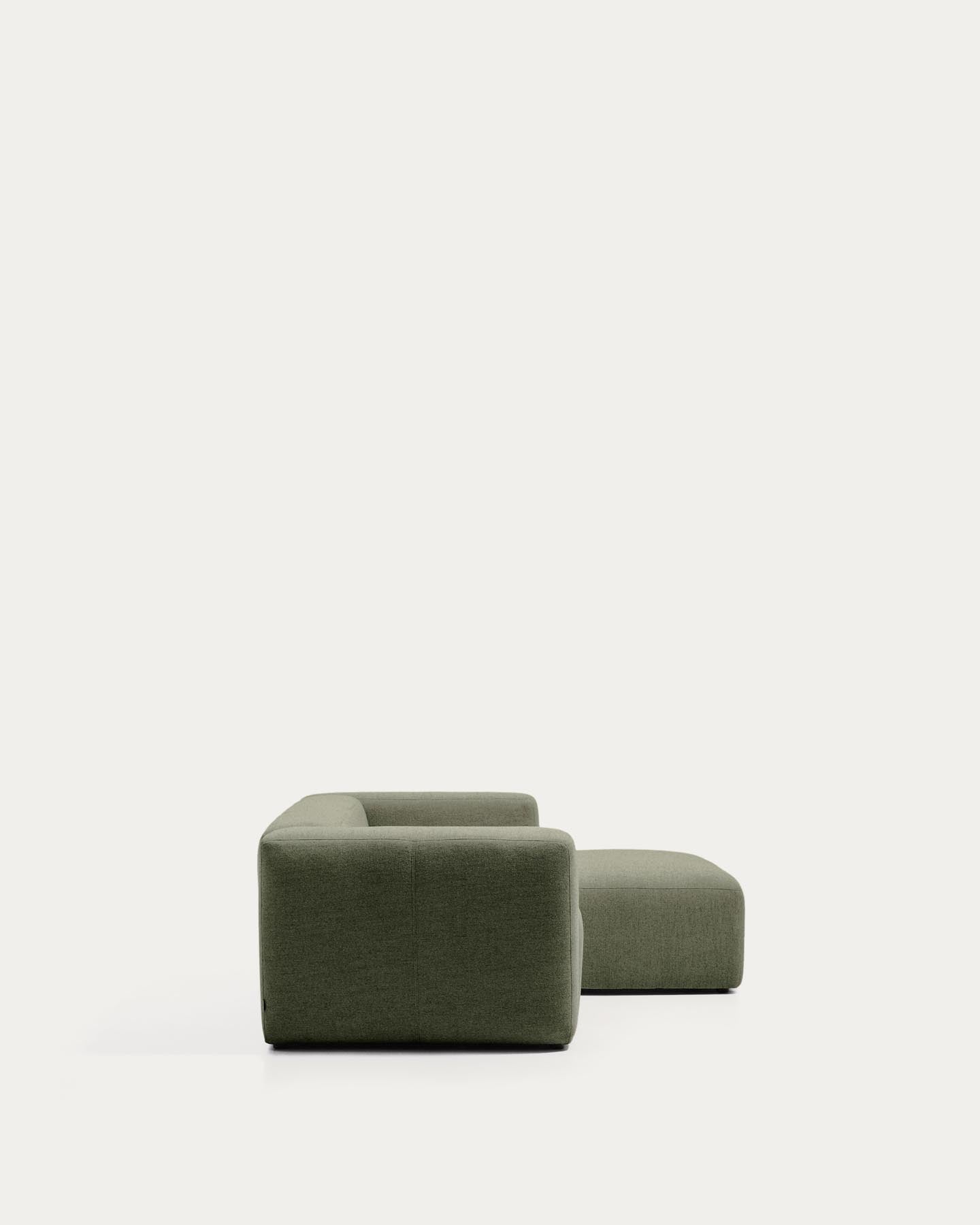 2-Sitzer-Sofa Blok mit Chaiselongue rechts in moosgrüner Chenille, 240 cm, FSC Mix Credit in Grün präsentiert im Onlineshop von KAQTU Design AG. L-Sofa rechts ist von Kave Home