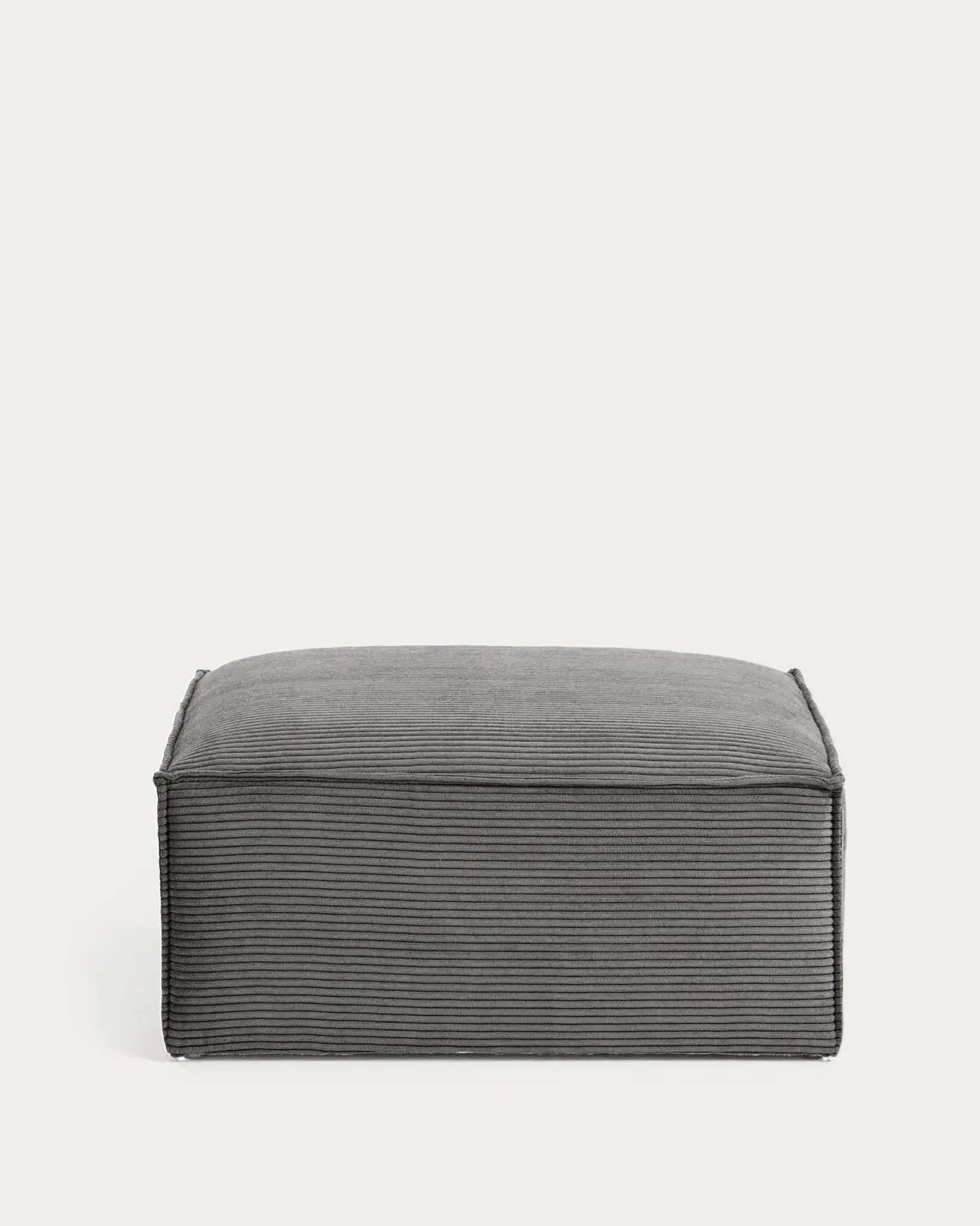 Fußablage Blok breiter Cord grau 90 x 70 cm in Grau präsentiert im Onlineshop von KAQTU Design AG. Hocker ist von Kave Home
