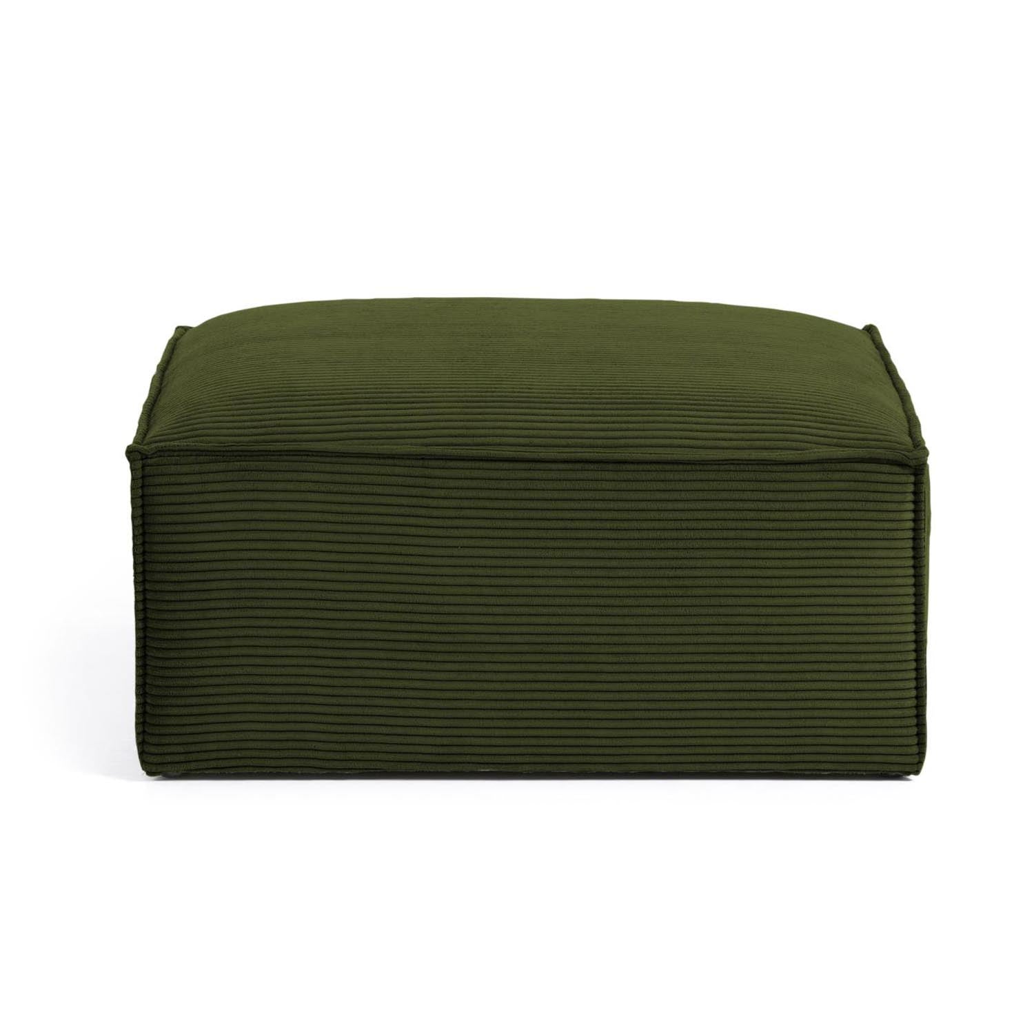 Stilvolle Fußablage Blok von Kave Home: 90x70 cm, grüner Cord, bequem, langlebig, vielseitig, modernes Design.