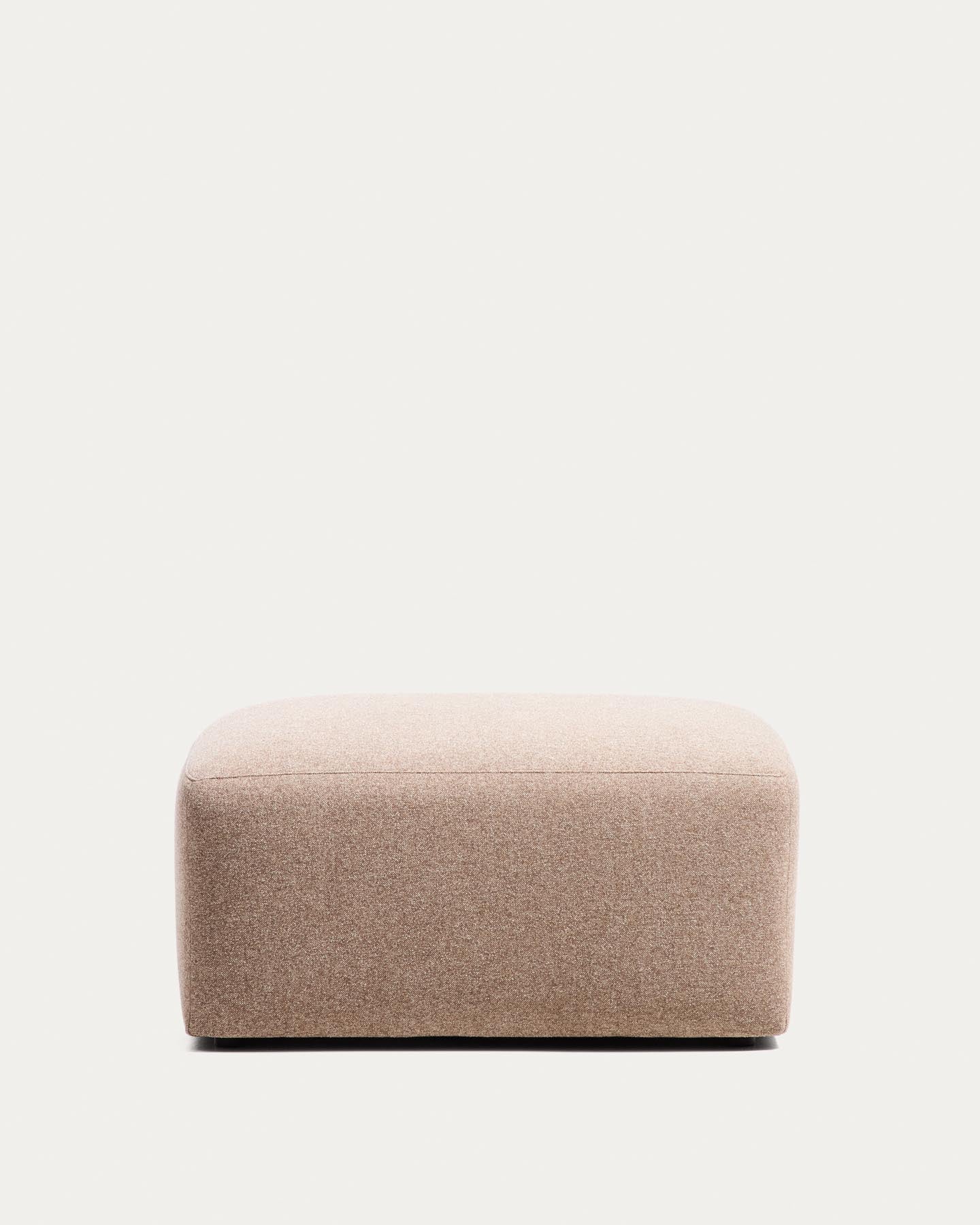 Fussablage Blok in brauner Chenille, 90 x 74 cm, FSC Mix Credit in Taupe präsentiert im Onlineshop von KAQTU Design AG. Pouf ist von Kave Home