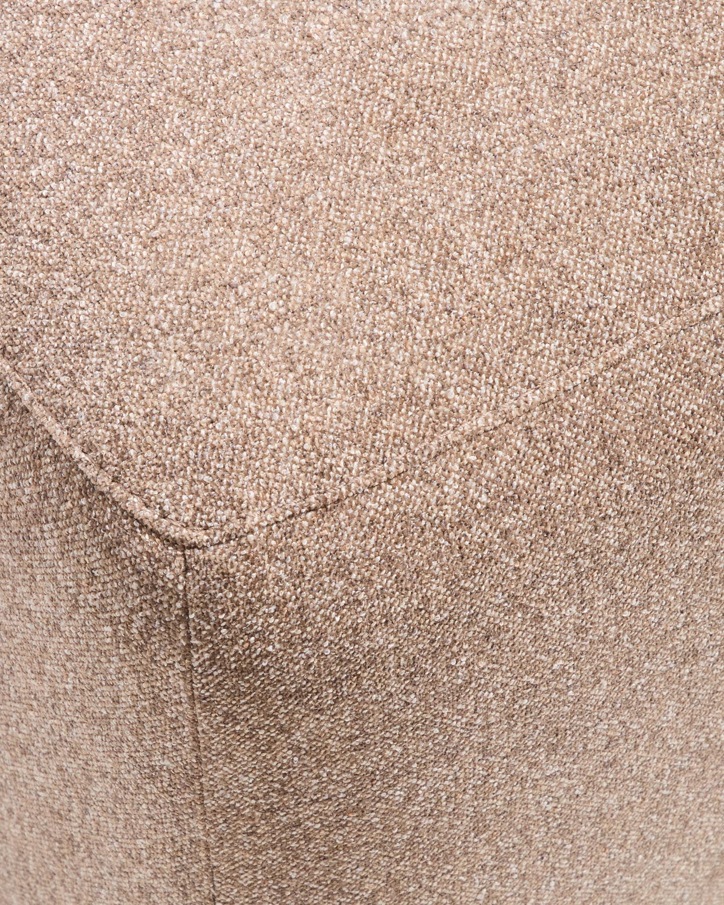 Fussablage Blok in brauner Chenille, 90 x 74 cm, FSC Mix Credit in Taupe präsentiert im Onlineshop von KAQTU Design AG. Pouf ist von Kave Home