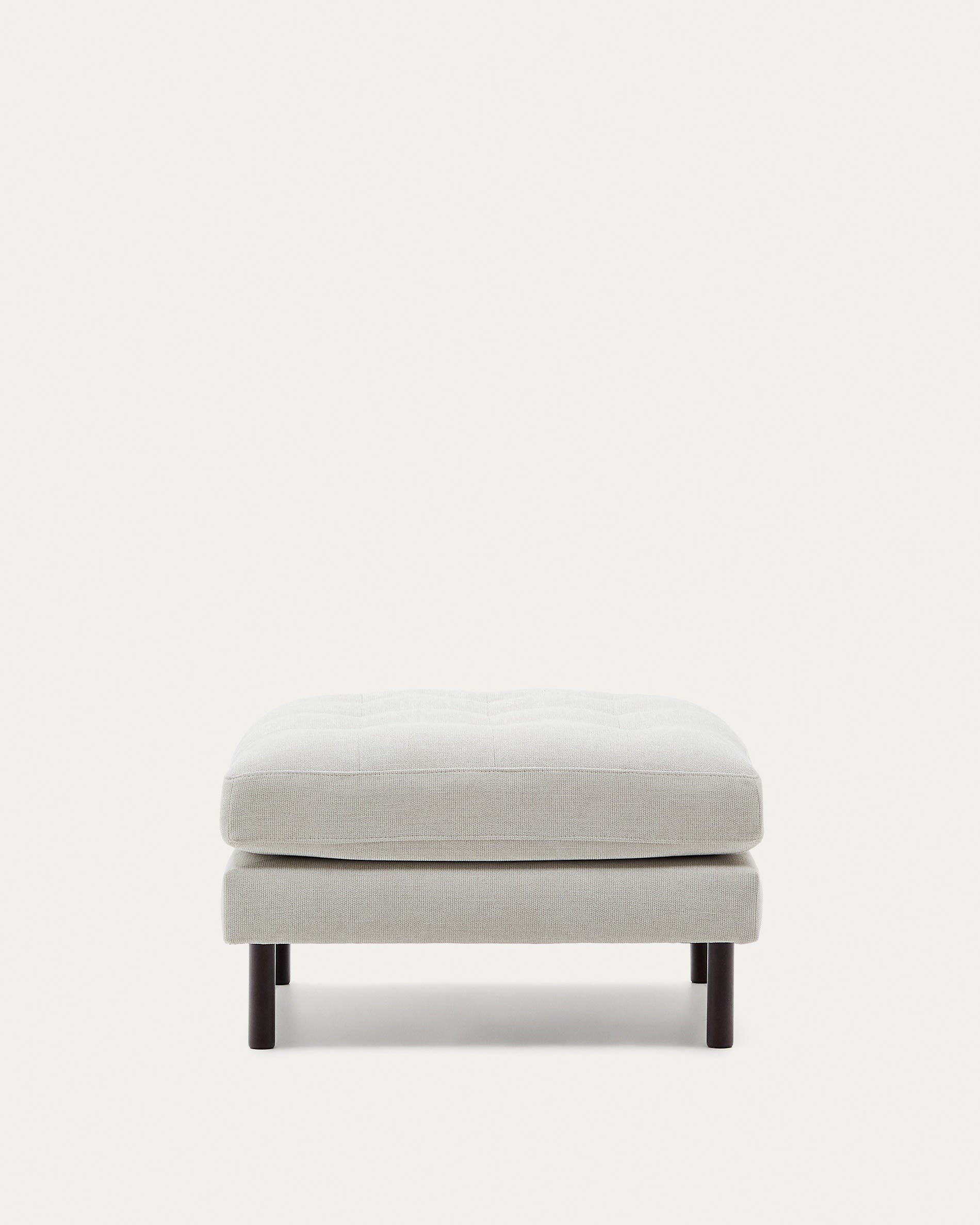 Elegante Fussablage mit perlfarbenem Chenille-Bezug und Wenge-Beinen, 80x80 cm, für stilvollen Komfort.