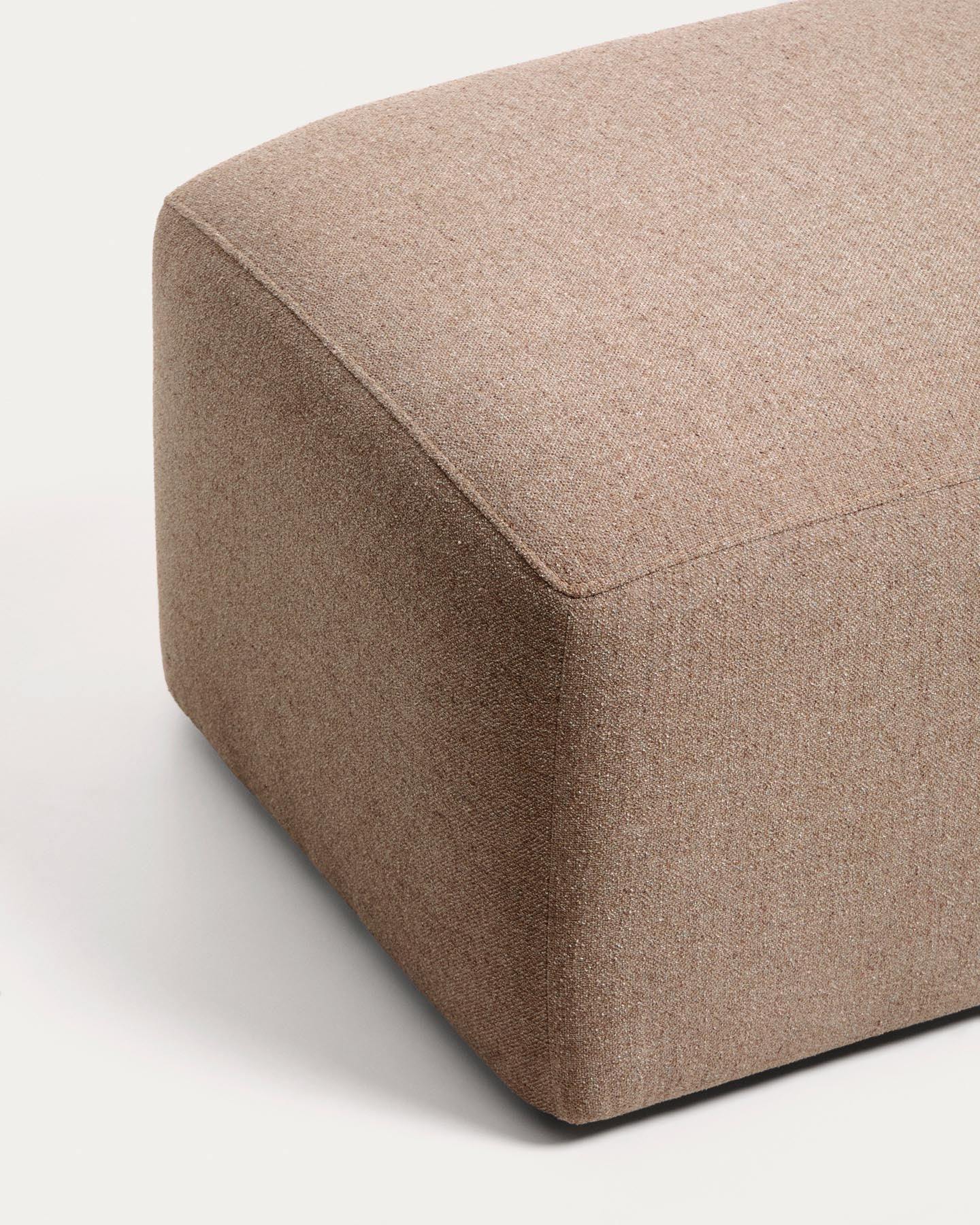 Pouf-Randmodul Blok in brauner Chenille, 60 x 104 cm, FSC Mix Credit in Taupe präsentiert im Onlineshop von KAQTU Design AG. Pouf ist von Kave Home