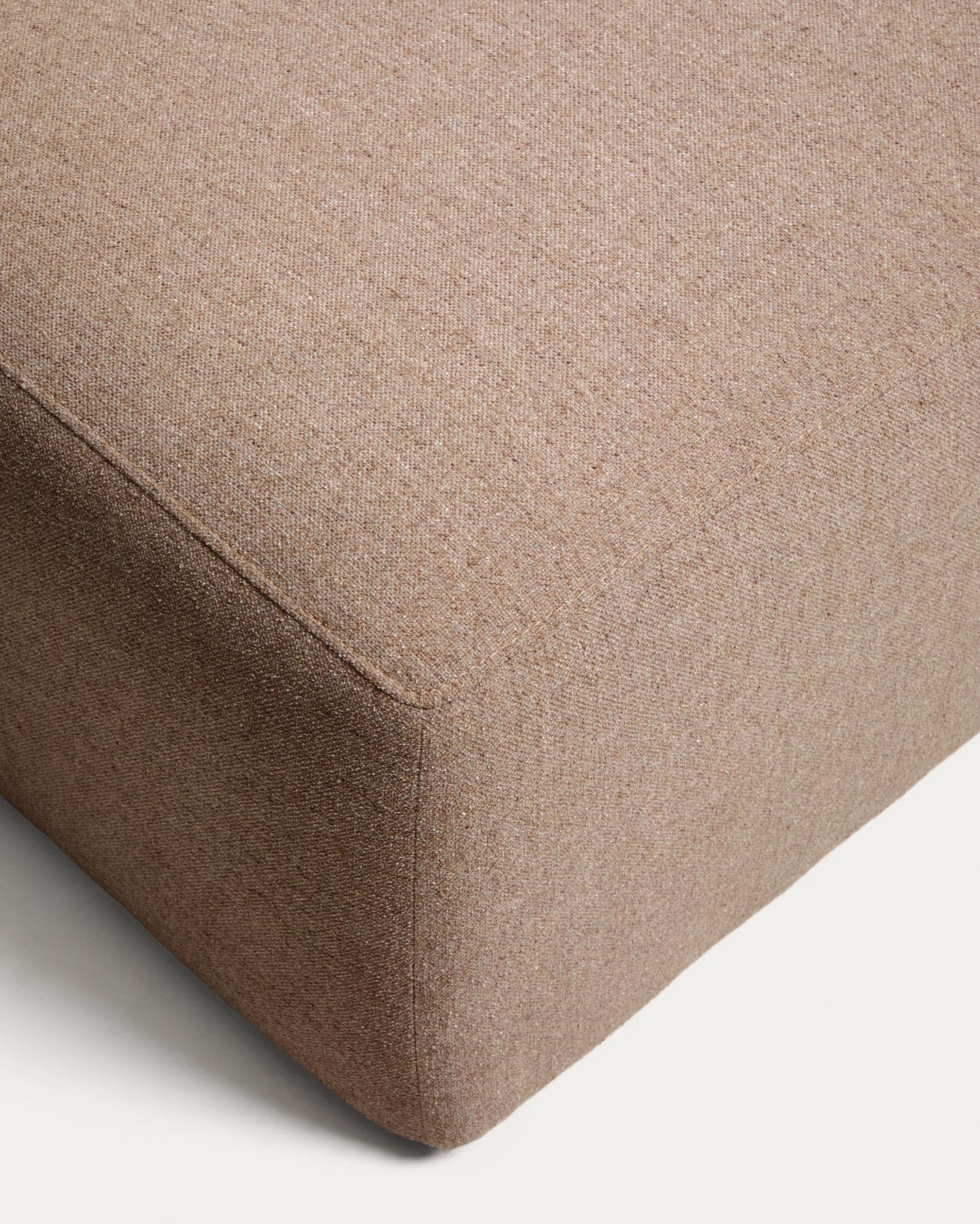 Pouf-Randmodul Blok in brauner Chenille, 90 x 104 cm, FSC Mix Credit in Taupe präsentiert im Onlineshop von KAQTU Design AG. Pouf ist von Kave Home