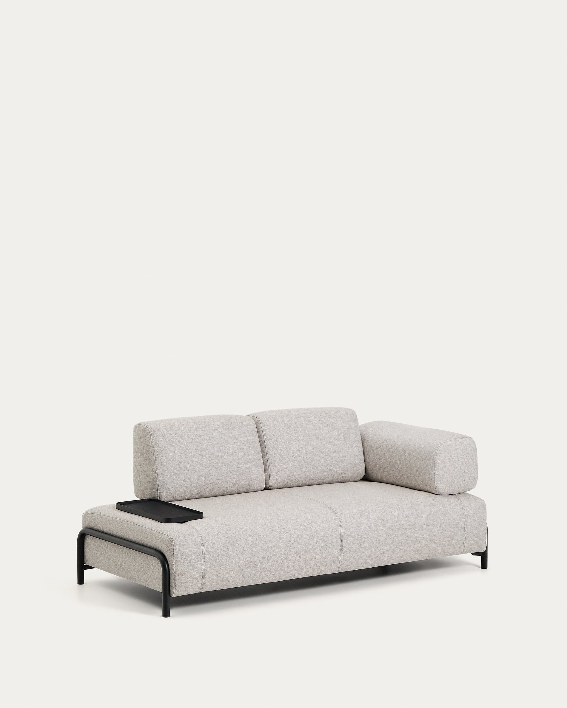 2-Sitzer-Sofa Compo in Graubeige mit kleinem Tablett und schwarzem Metallgestell 200 cm FS in Beige präsentiert im Onlineshop von KAQTU Design AG. 2er Sofa ist von Kave Home