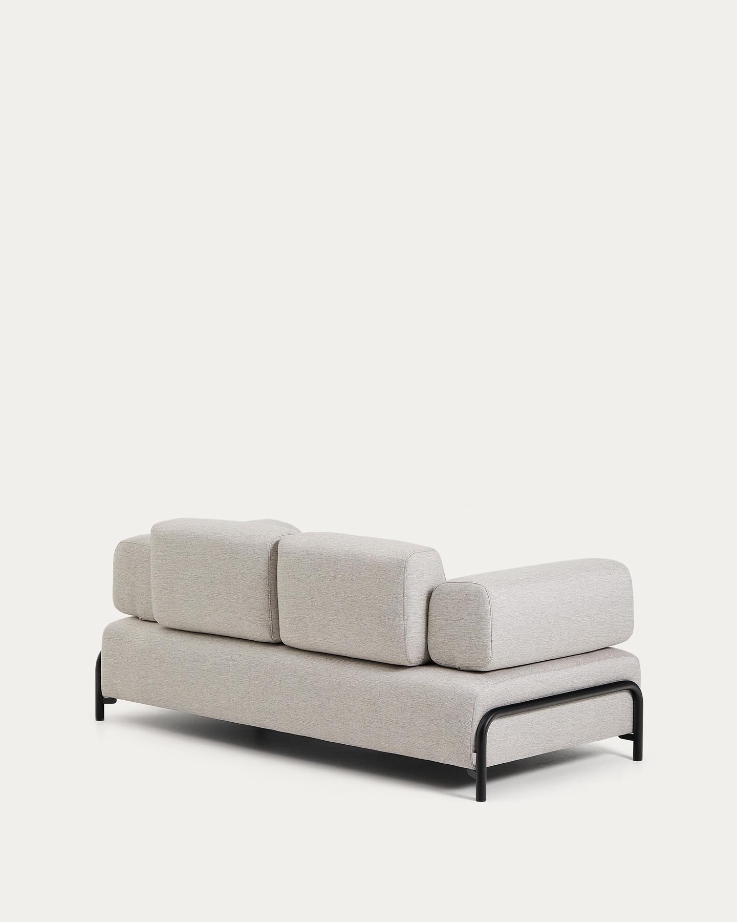 2-Sitzer-Sofa Compo in Graubeige mit schwarzem Metallgestell 200 cm FSC Mix Credit in Beige präsentiert im Onlineshop von KAQTU Design AG. 2er Sofa ist von Kave Home