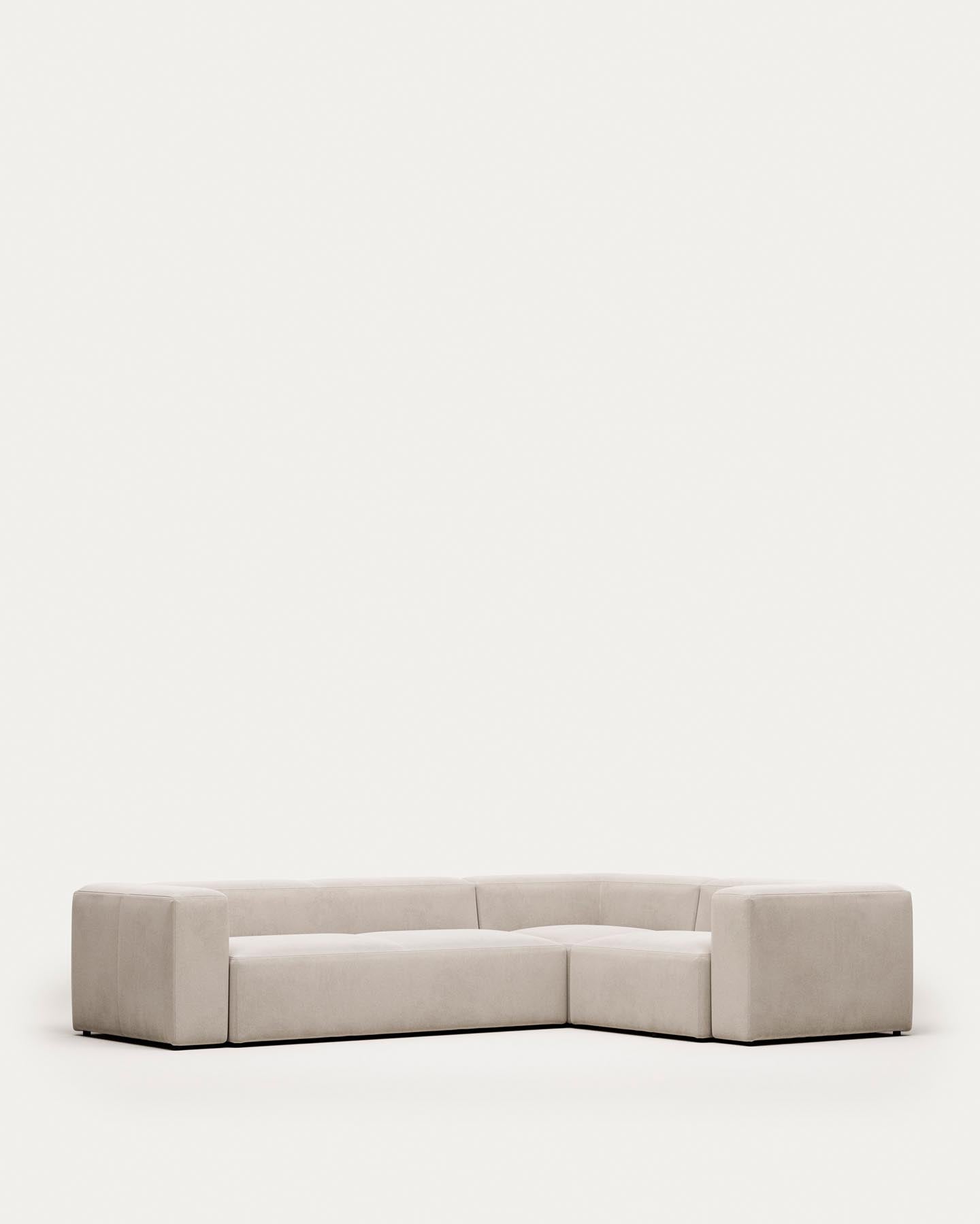 4-Sitzer-Ecksofa Blok, schwer entflammbar mit weisser Chenille, 320 x 230 cm / 230 x 320 cm in Grau präsentiert im Onlineshop von KAQTU Design AG. Ecksofa ist von Kave Home