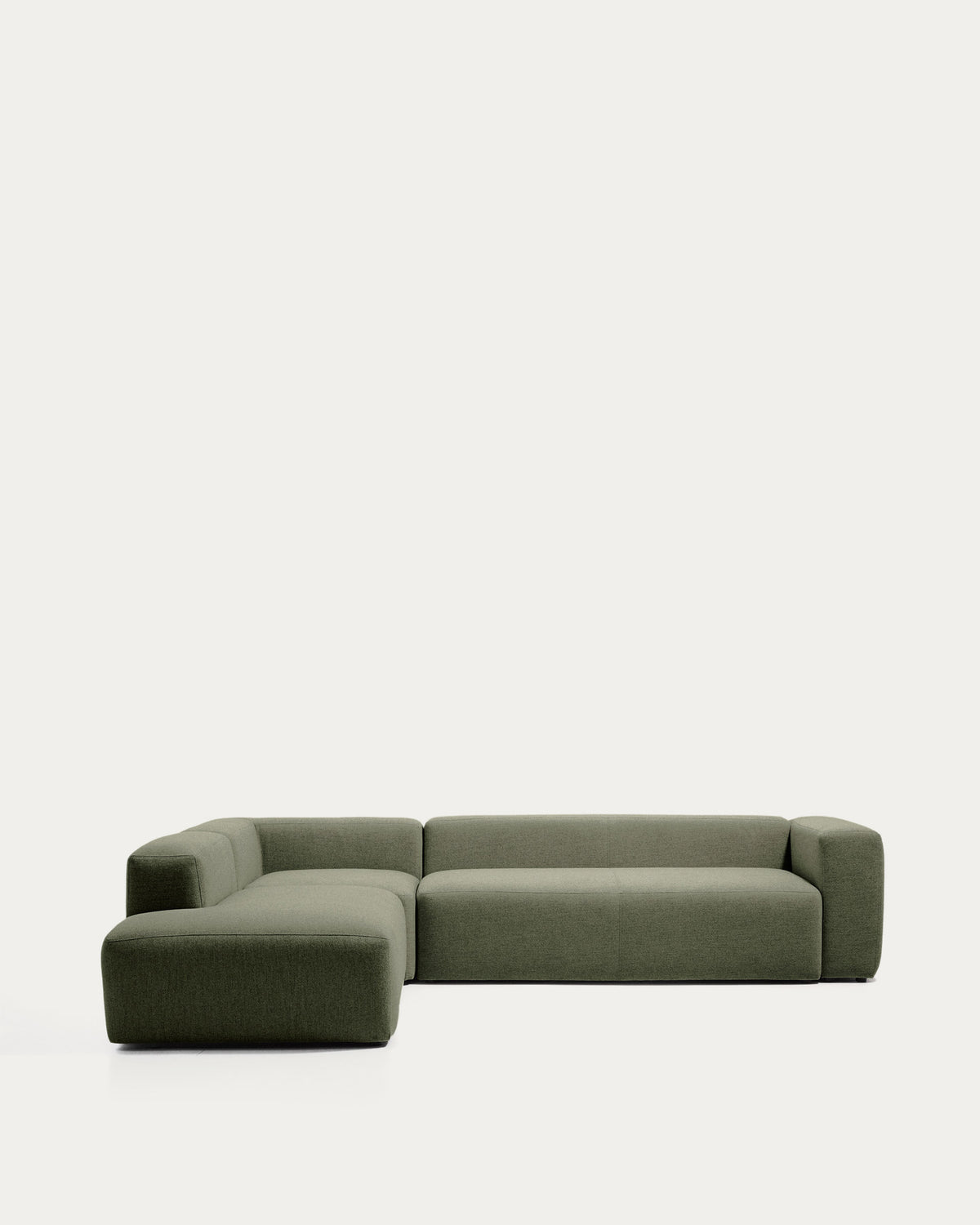 5-Sitzer-Ecksofa Blok mit Randmodul links in moosgrüner Chenille, 255 x 320 cm, FSC Mix Credit in Grün präsentiert im Onlineshop von KAQTU Design AG. L-Sofa links ist von Kave Home