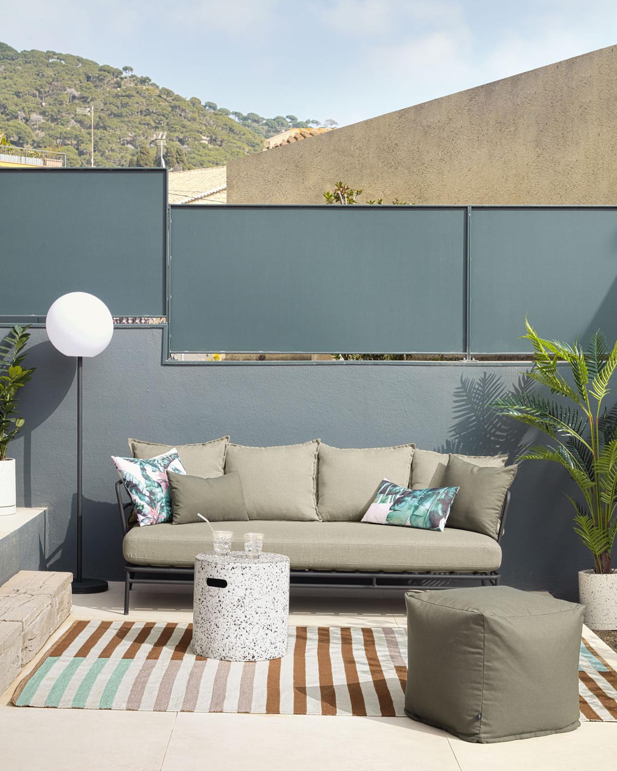 Mareluz 3-Sitzersofa aus schwarzem Stahl 197 cm