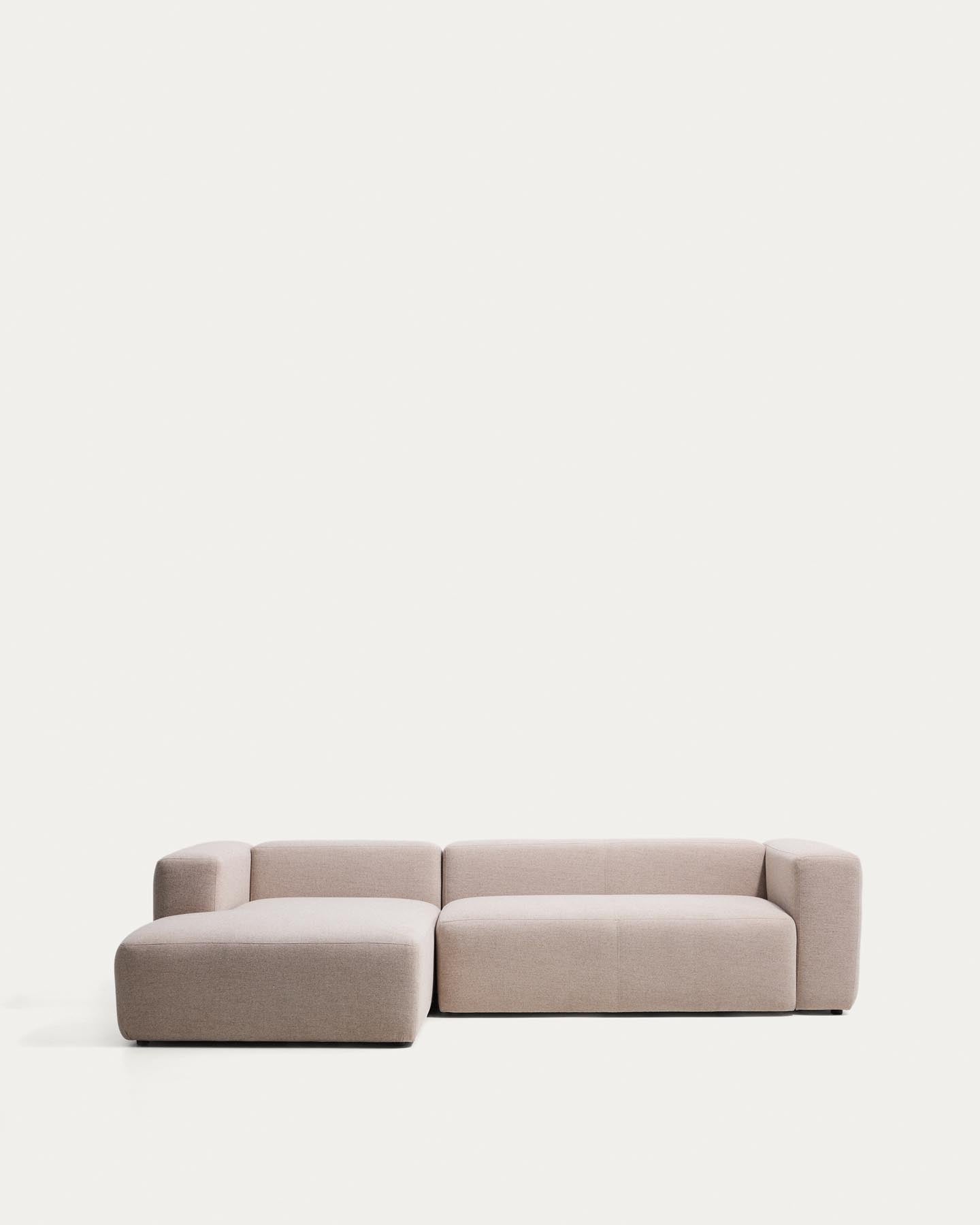 3-Sitzer-Sofa Blok mit Chaiselongue links in beiger Chenille, 300 cm, FSC Mix Credit in Beige präsentiert im Onlineshop von KAQTU Design AG. L-Sofa links ist von Kave Home