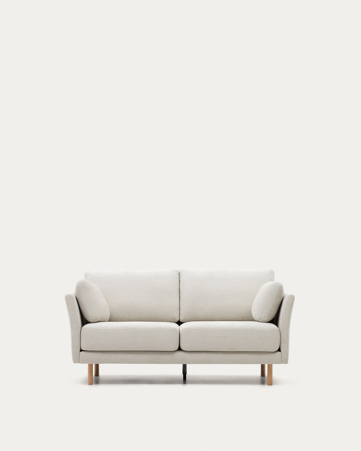 Gilma 2-Sitzer-Sofa aus Chenille in Perle und Beine mit natürlichem Finish 170 cm in Perle präsentiert im Onlineshop von KAQTU Design AG. 2er Sofa ist von Kave Home