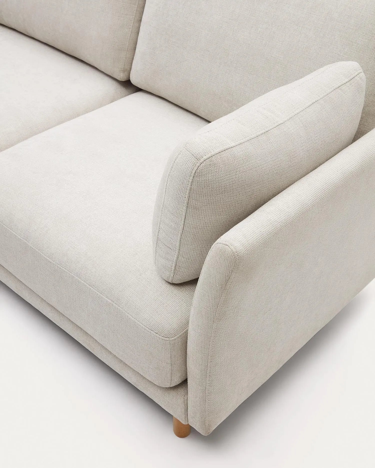 Elegantes 2-Sitzer-Sofa in Perle, Chenille-Bezug, Holzbeine, 170 cm. Komfort und Stil für Ihr Wohnzimmer.