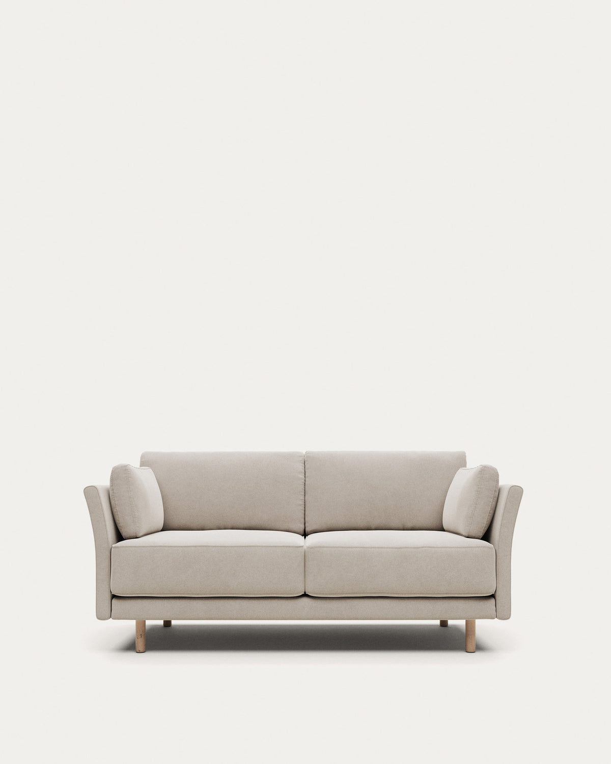 2-Sitzer-Sofa Gilma, schwer entflammbar mit weisser Chenille und Beinen mit naturfarbenem Finish, 170 cm in Natur präsentiert im Onlineshop von KAQTU Design AG. 2er Sofa ist von Kave Home