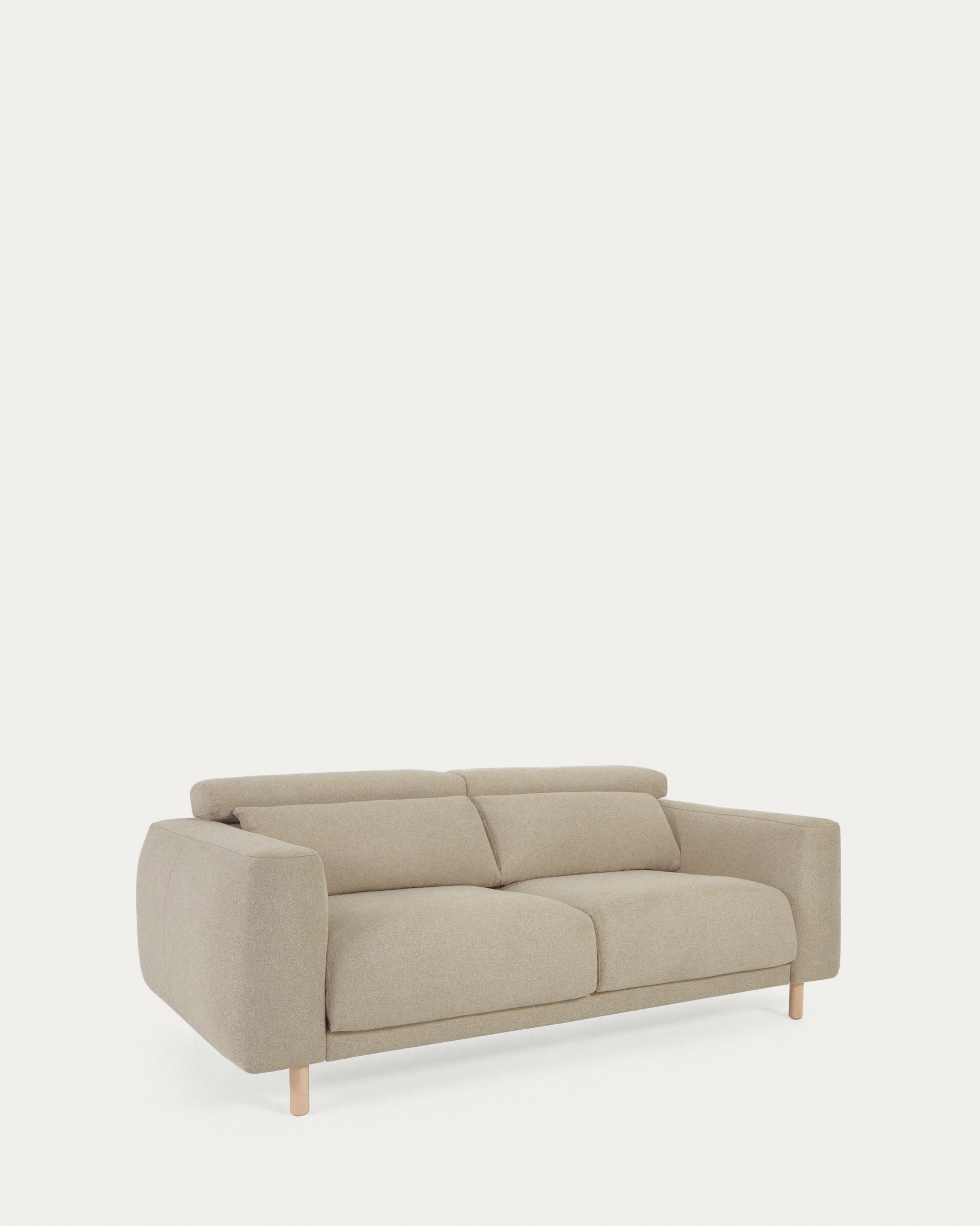 Elegantes Singa 3-Sitzer Sofa in Beige, 215 cm, mit verstellbarer Kopfstütze und ausziehbarem Sitz, FSC-zertifiziert.
