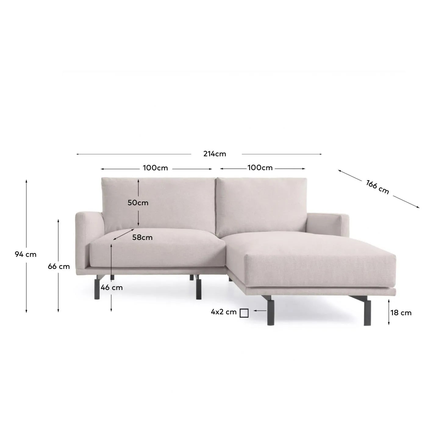 Das Galene Sofa in Beige mit rechter Chaiselongue bietet stilvollen Komfort und Nachhaltigkeit für Ihr Wohnzimmer.