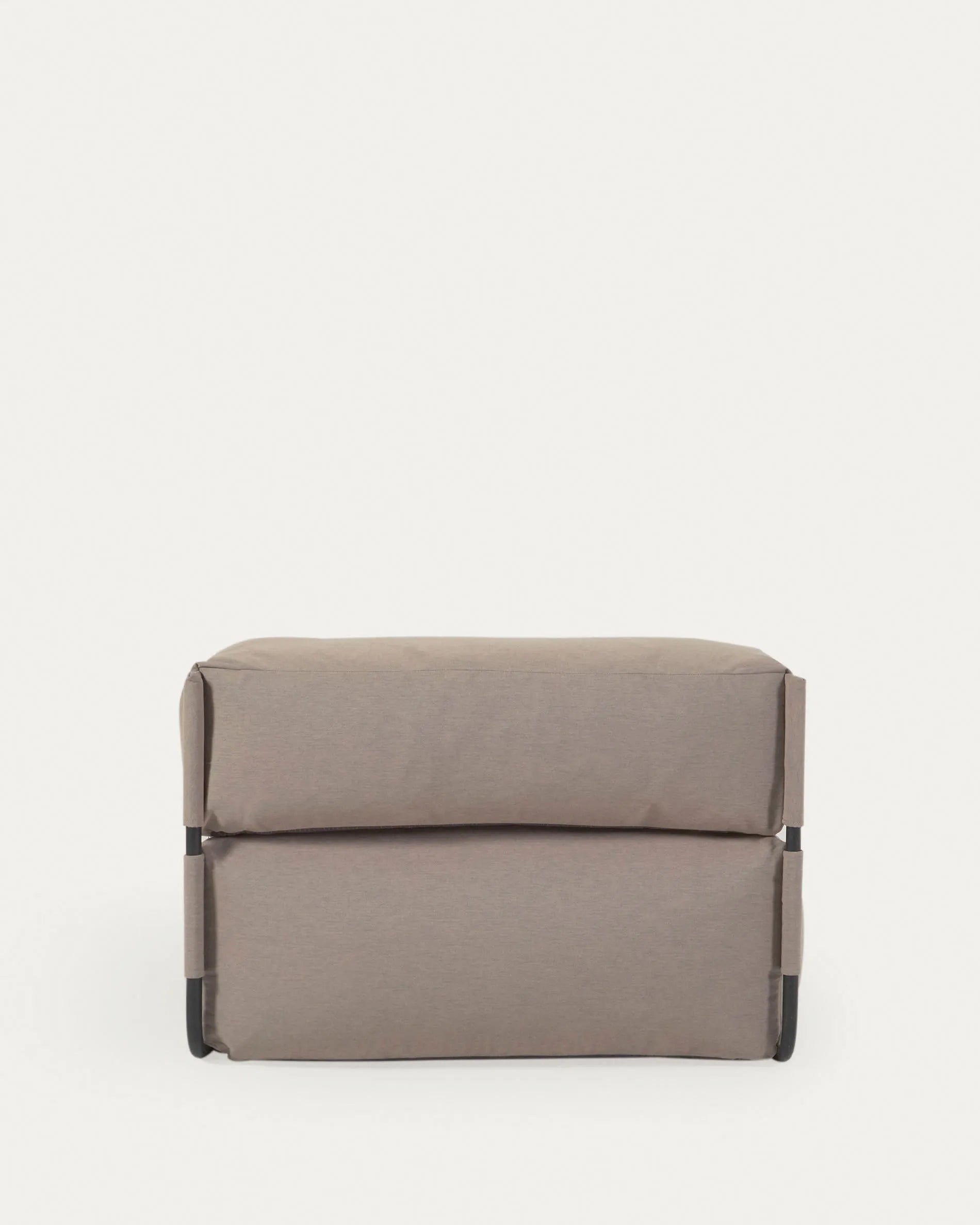 Elegantes, wetterfestes Outdoor-Sofa in Grün mit schwarzem Aluminiumrahmen, modular und komfortabel.
