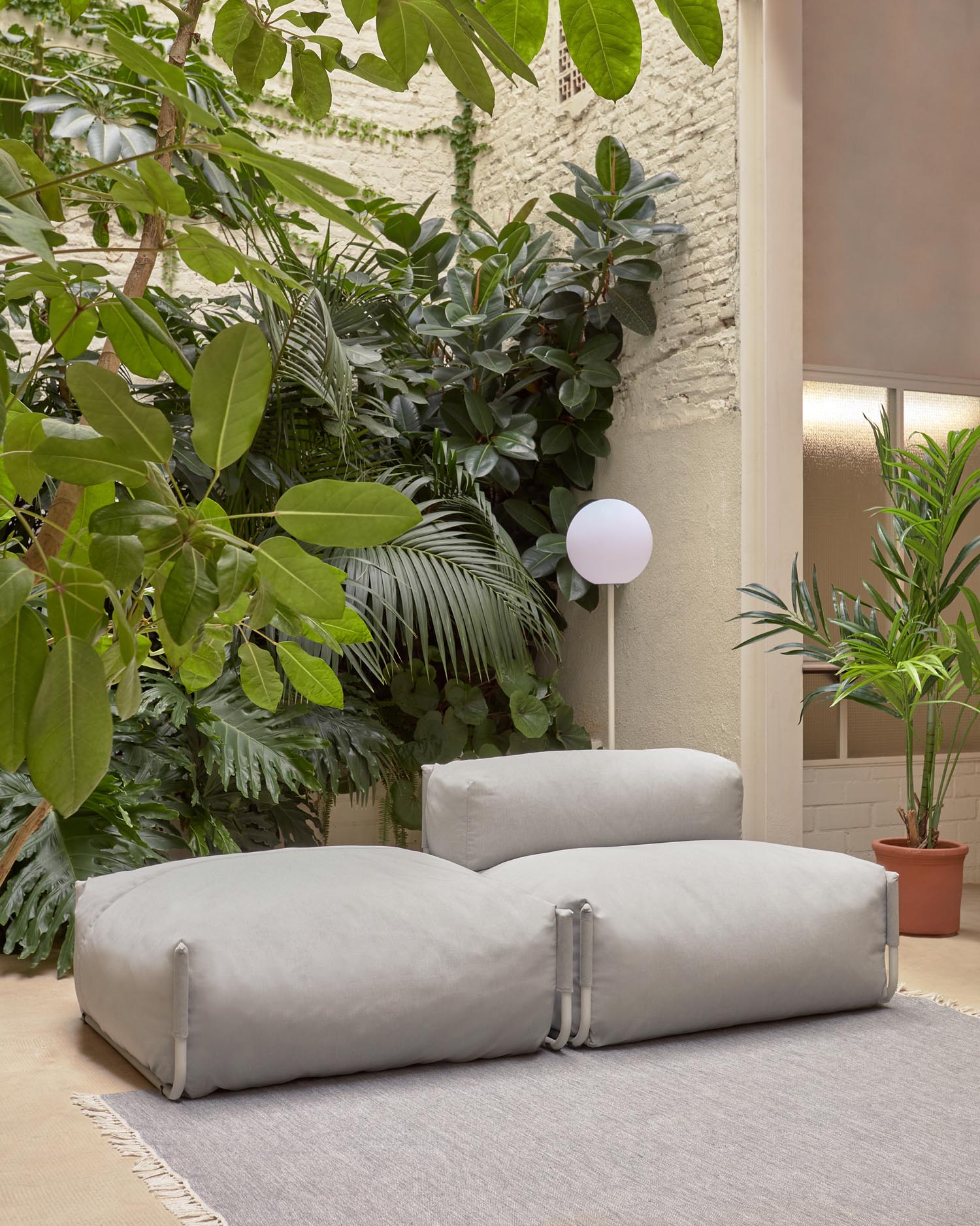 Square Pouf modular sofa 100% for outdoor light gray and white aluminum 101 x 101 cm