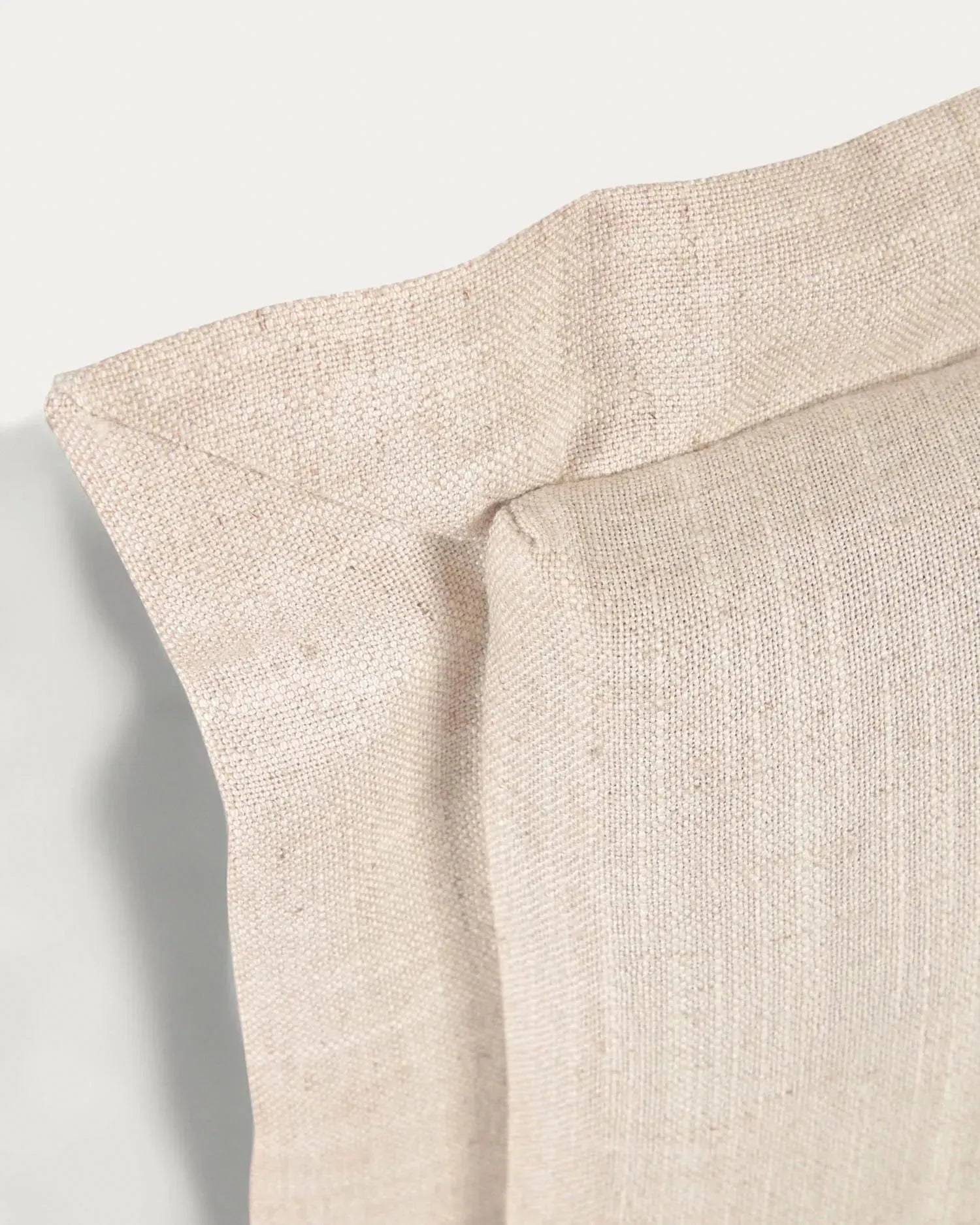 Tanit Bettkopfteil mit abnehmbarem Bezug aus Leinen weiß für Bett von 90 cm in Weiss präsentiert im Onlineshop von KAQTU Design AG. Zubehör Bett ist von Kave Home