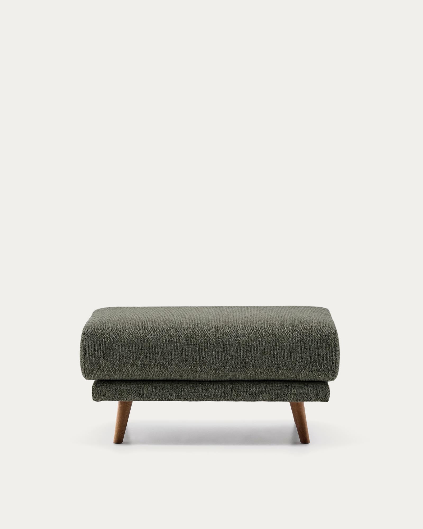 Fussablage Karin aus beiger Chenille und Beinen aus massivem Buchenholz mit walnussfarbener Oberfläche 90 x 70 cm in Dunkelgrün präsentiert im Onlineshop von KAQTU Design AG. Pouf ist von Kave Home