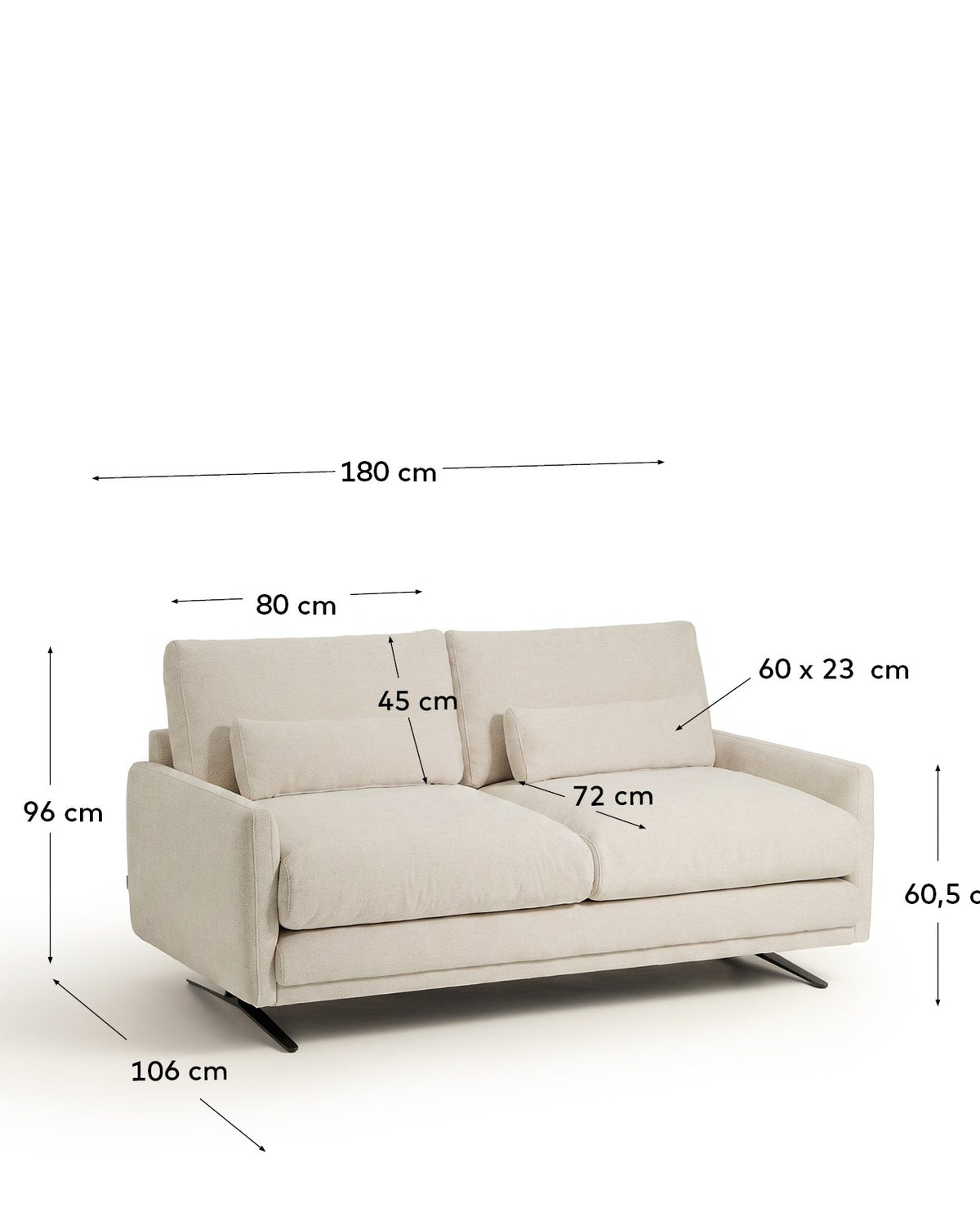 2-Sitzer-Sofa Veliro von Kave Home mit beigem Chenille-Bezug, gepolsterten Armlehnen und schwarzen matten Stahlbeinen.