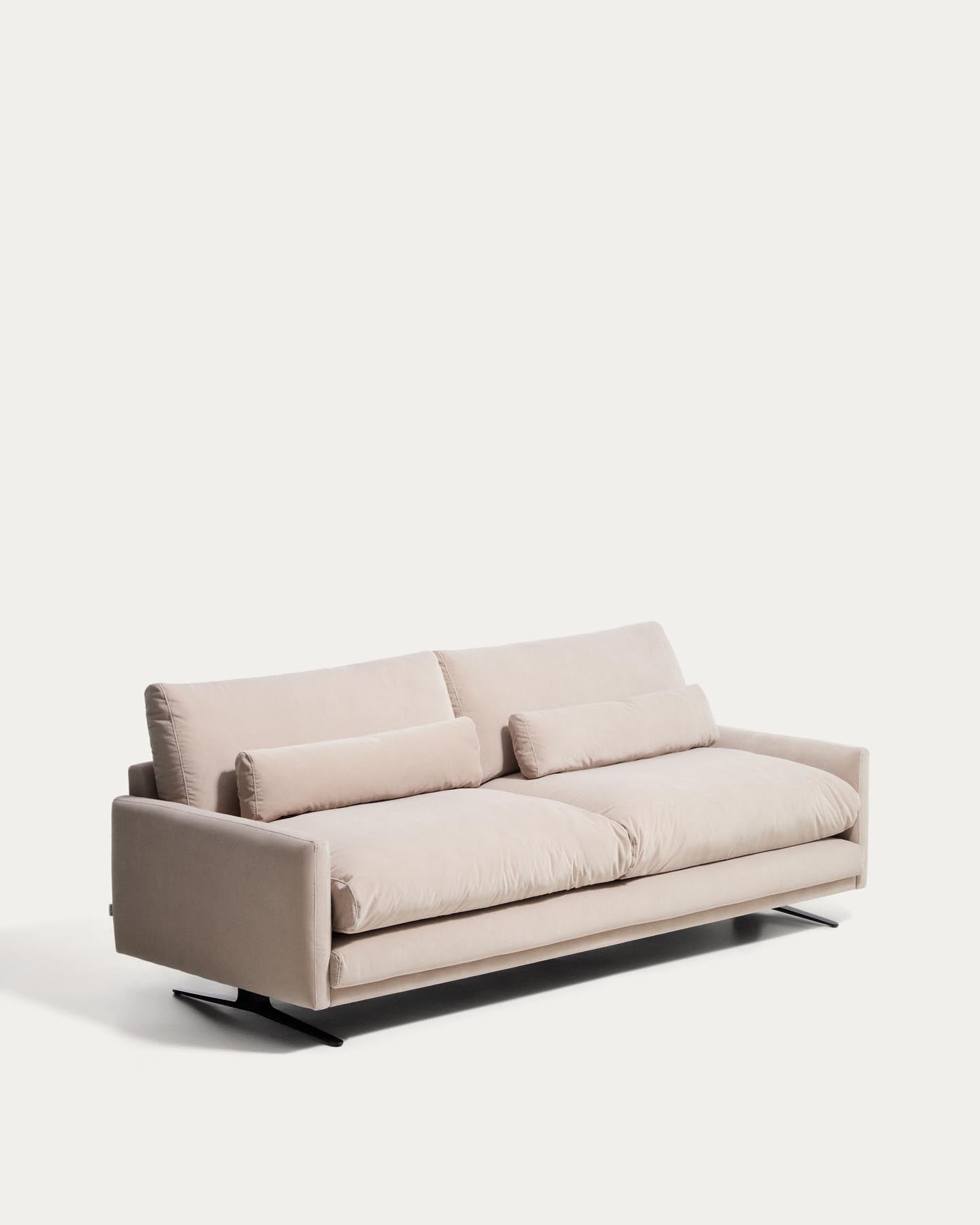 3-Sitzer-Sofa Veliro, schwer entflammbar, mit perlweissem Samt und Stahlbeinen mit schwarzem Finish, 240 cm, FSC Mix Credit in Perle präsentiert im Onlineshop von KAQTU Design AG. 3er Sofa ist von Kave Home