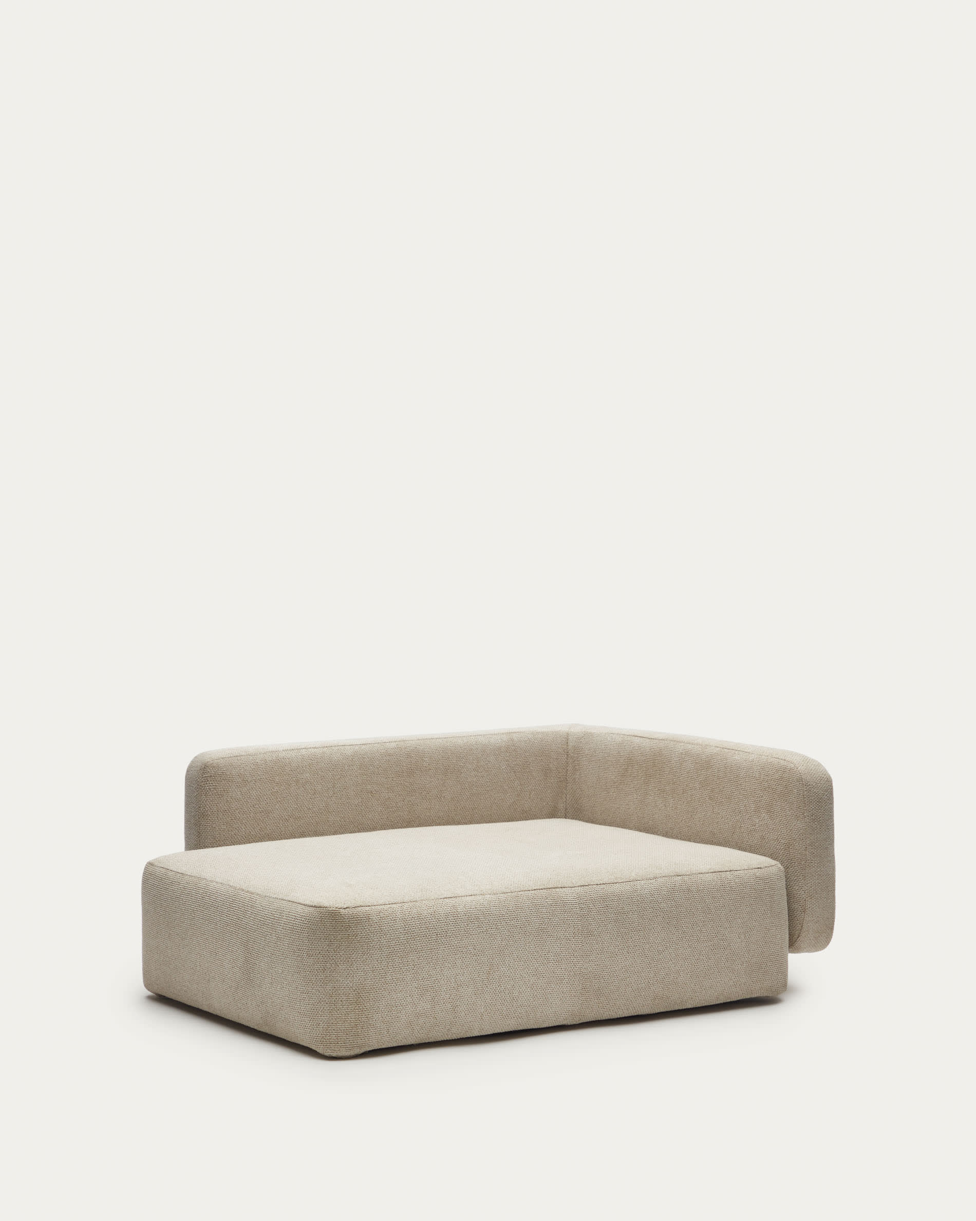 Das Bowie Haustierbett in Beige (63 x 80 cm) bietet stilvollen Komfort für kleine bis mittelgroße Tiere. Pflegeleicht und hygienisch, perfekt für Ihr Zuhause.