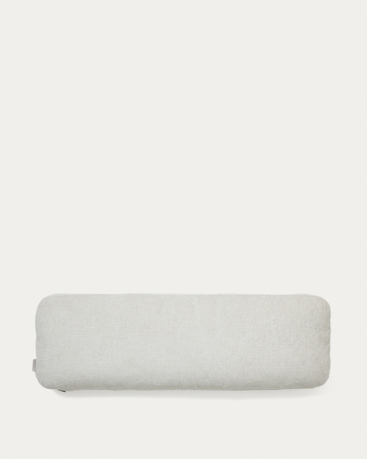 Kissen Nuala in perlweisser Chenille, 24 x 72 cm in Perle präsentiert im Onlineshop von KAQTU Design AG. Deko Kissen ist von Kave Home