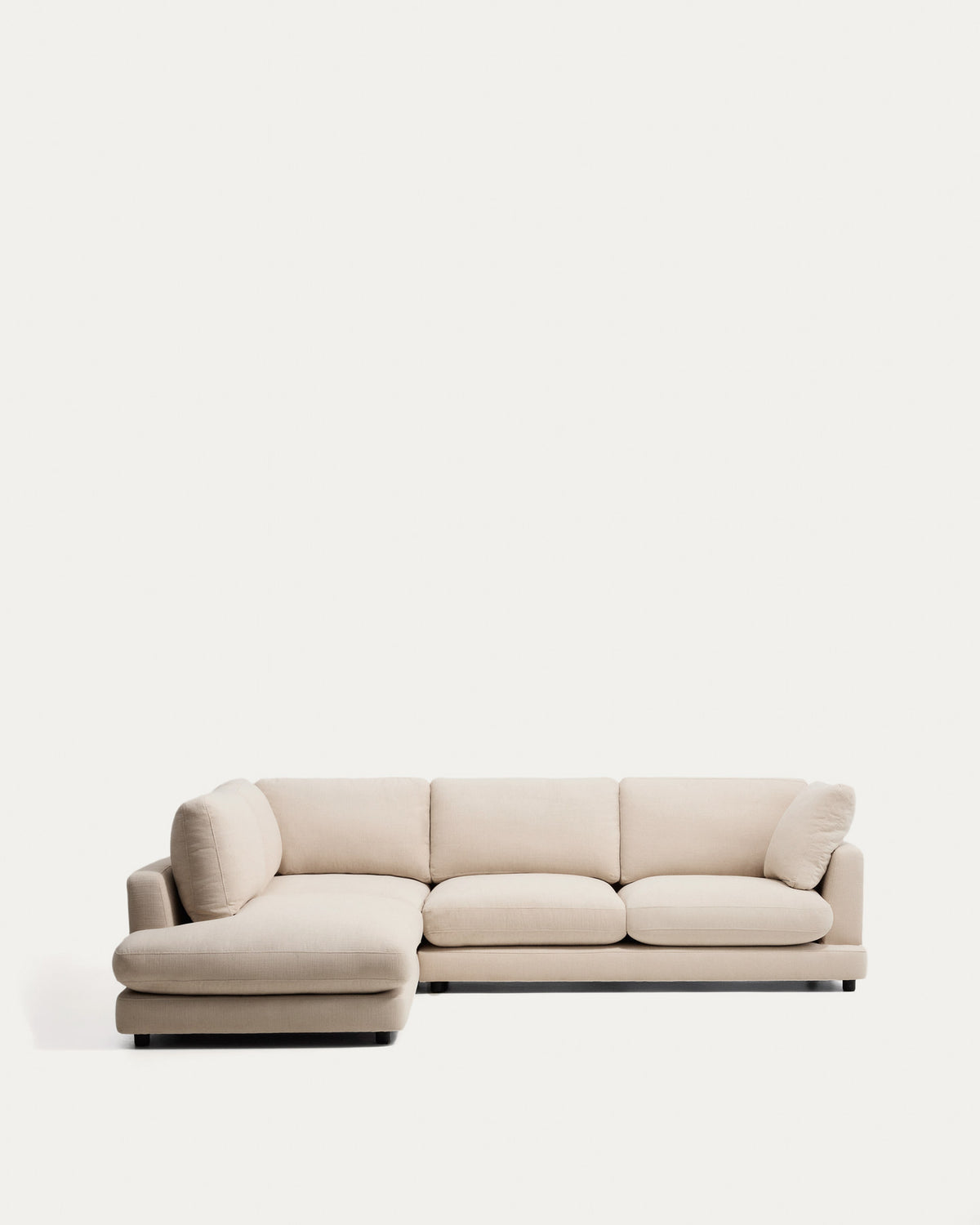 5-Sitzer-Ecksofa Gala mit Randmodul links aus beiger Chenille, FSC Mix Credit, 225 x 300 cm in Beige präsentiert im Onlineshop von KAQTU Design AG. L-Sofa links ist von Kave Home