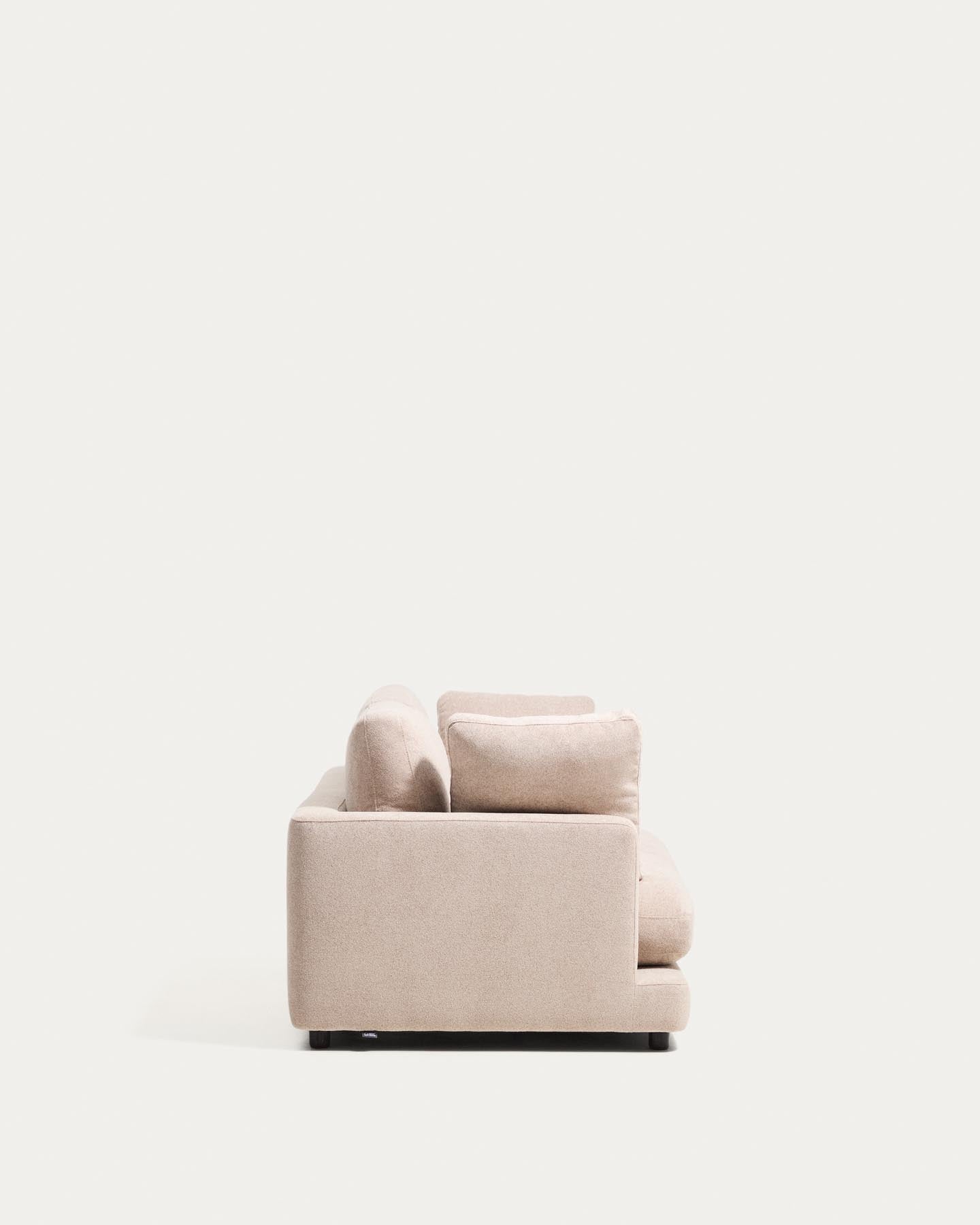 3-Sitzer-Sofa Gala aus beigem Microbouclé, FSC Mix Credit, 210 cm in Beige präsentiert im Onlineshop von KAQTU Design AG. 3er Sofa ist von Kave Home