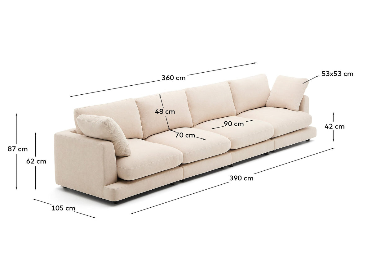 6-Sitzer-Sofa Gala mit beiger Chenille FSC Mix Credit 390 cm in Beige präsentiert im Onlineshop von KAQTU Design AG. 5er Sofa ist von Kave Home